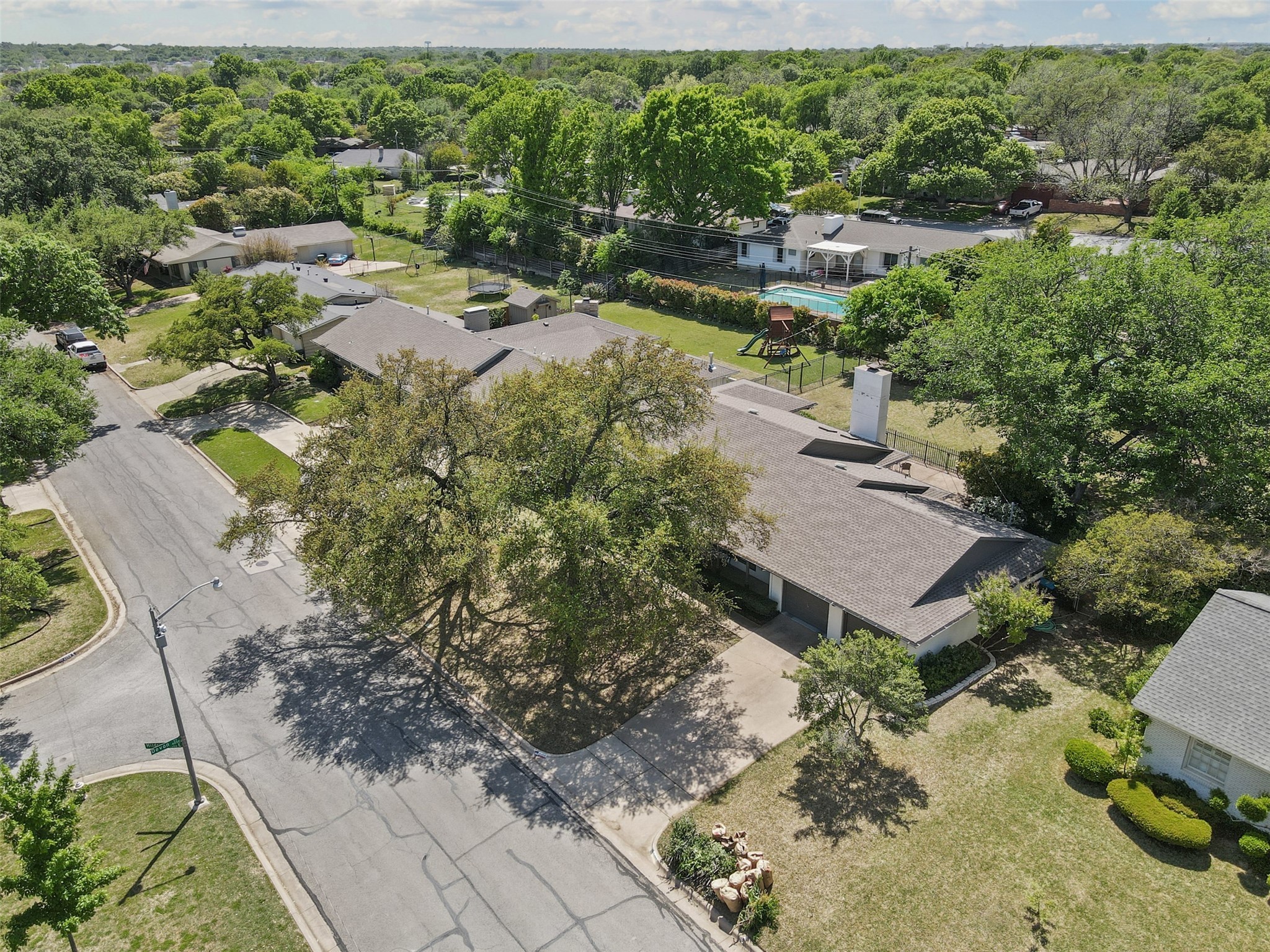 4308 Hildring Drive E