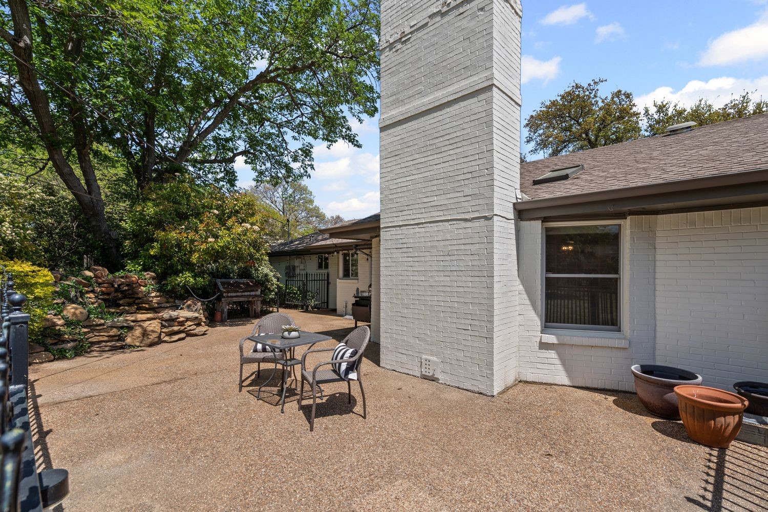 4308 Hildring Drive E