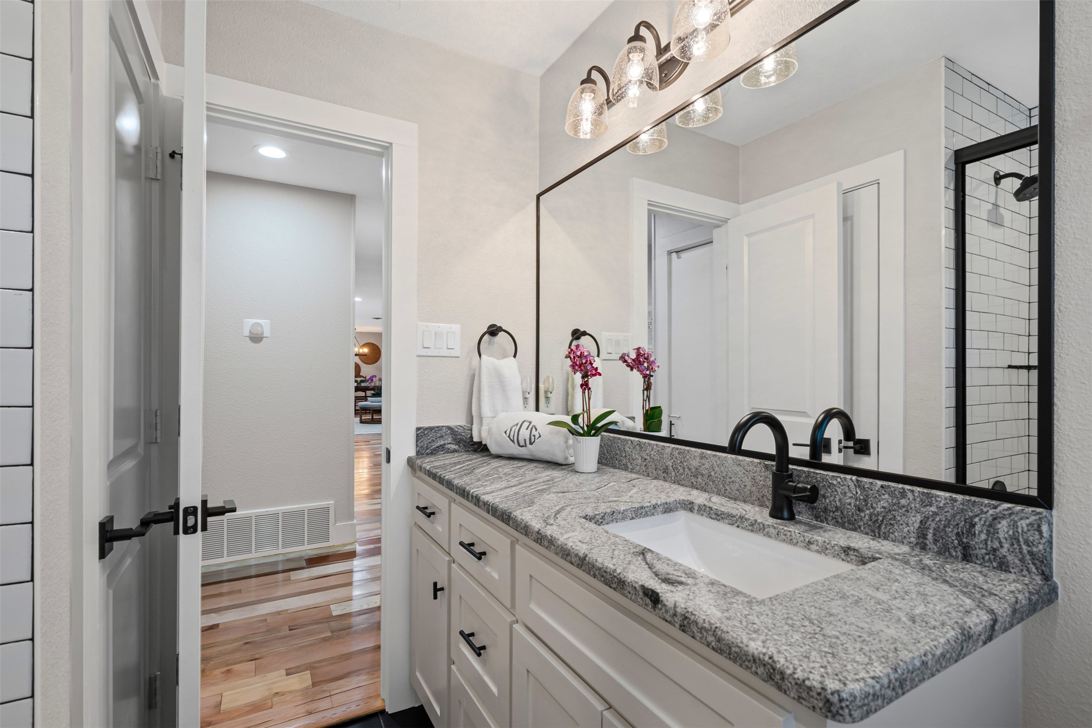 4308 Hildring Drive E