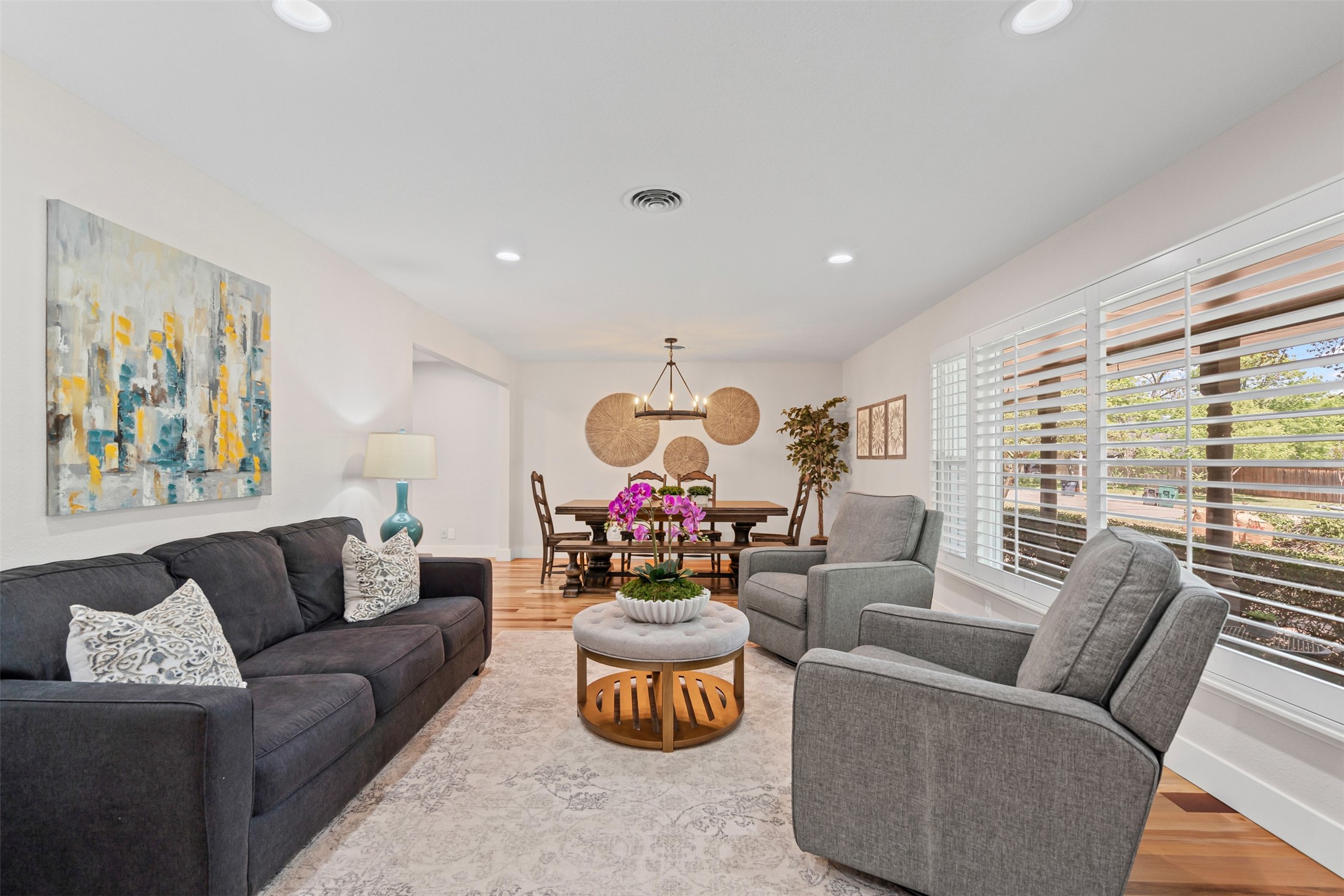 4308 Hildring Drive E