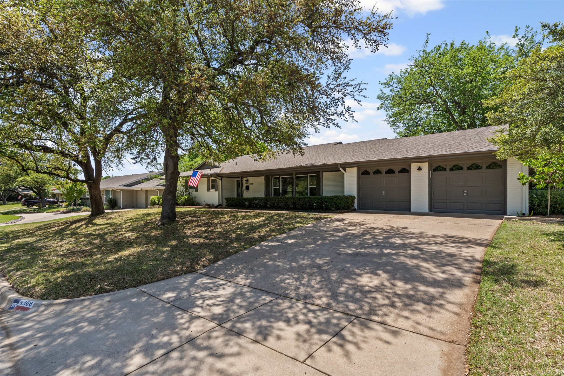 4308 Hildring Drive E