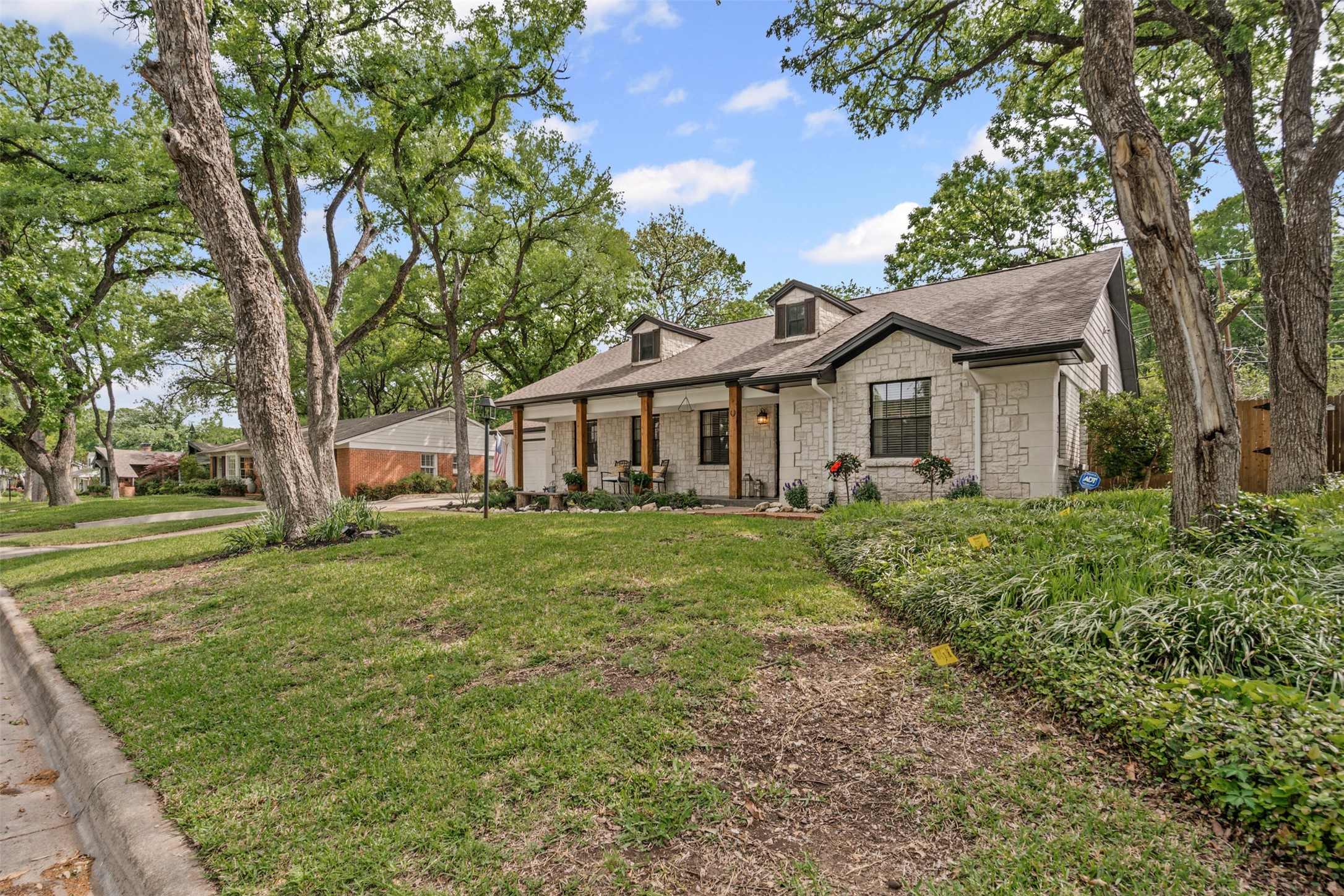 3213 Preston Hollow Road