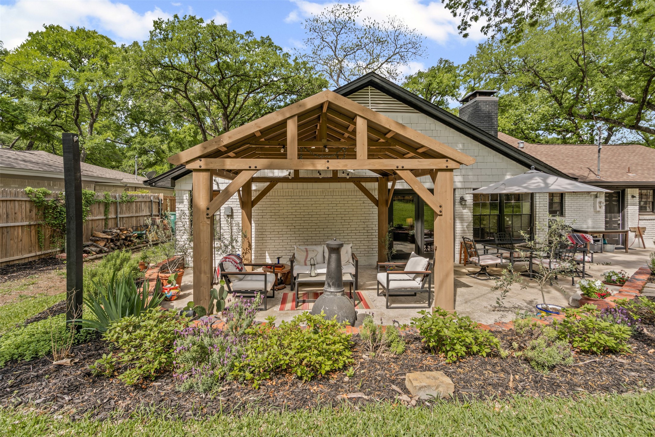 3213 Preston Hollow Road