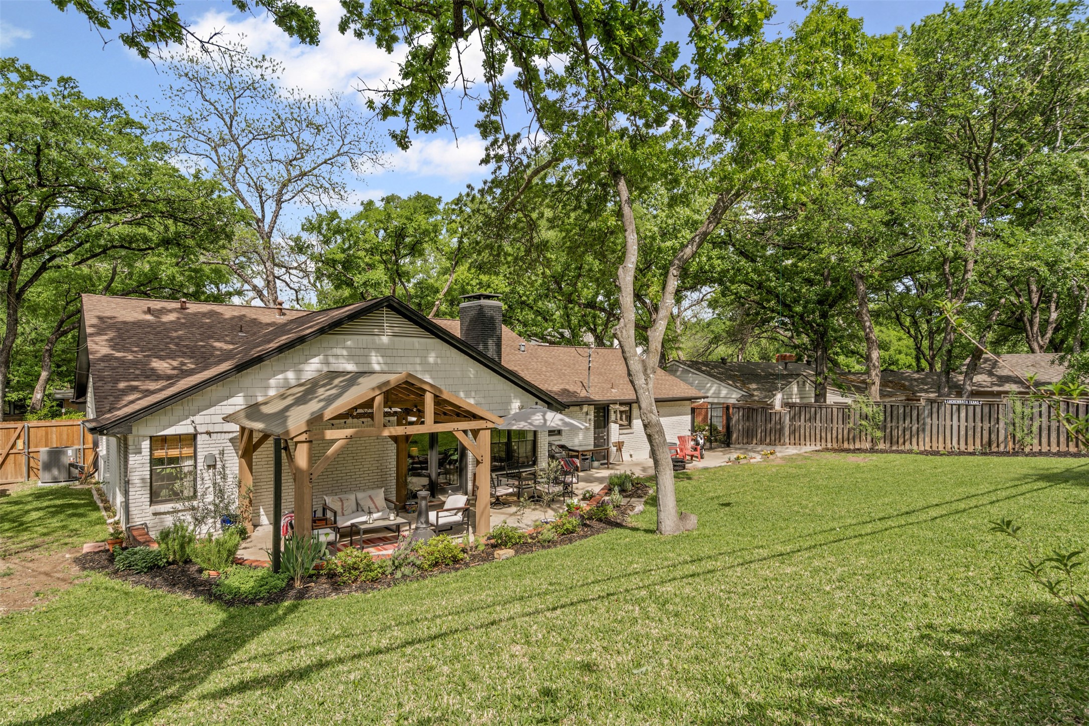 3213 Preston Hollow Road