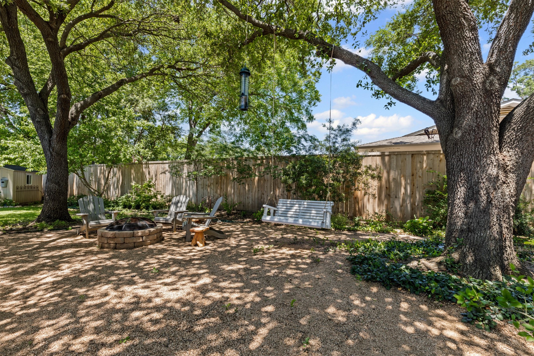 4304 Warnock Court