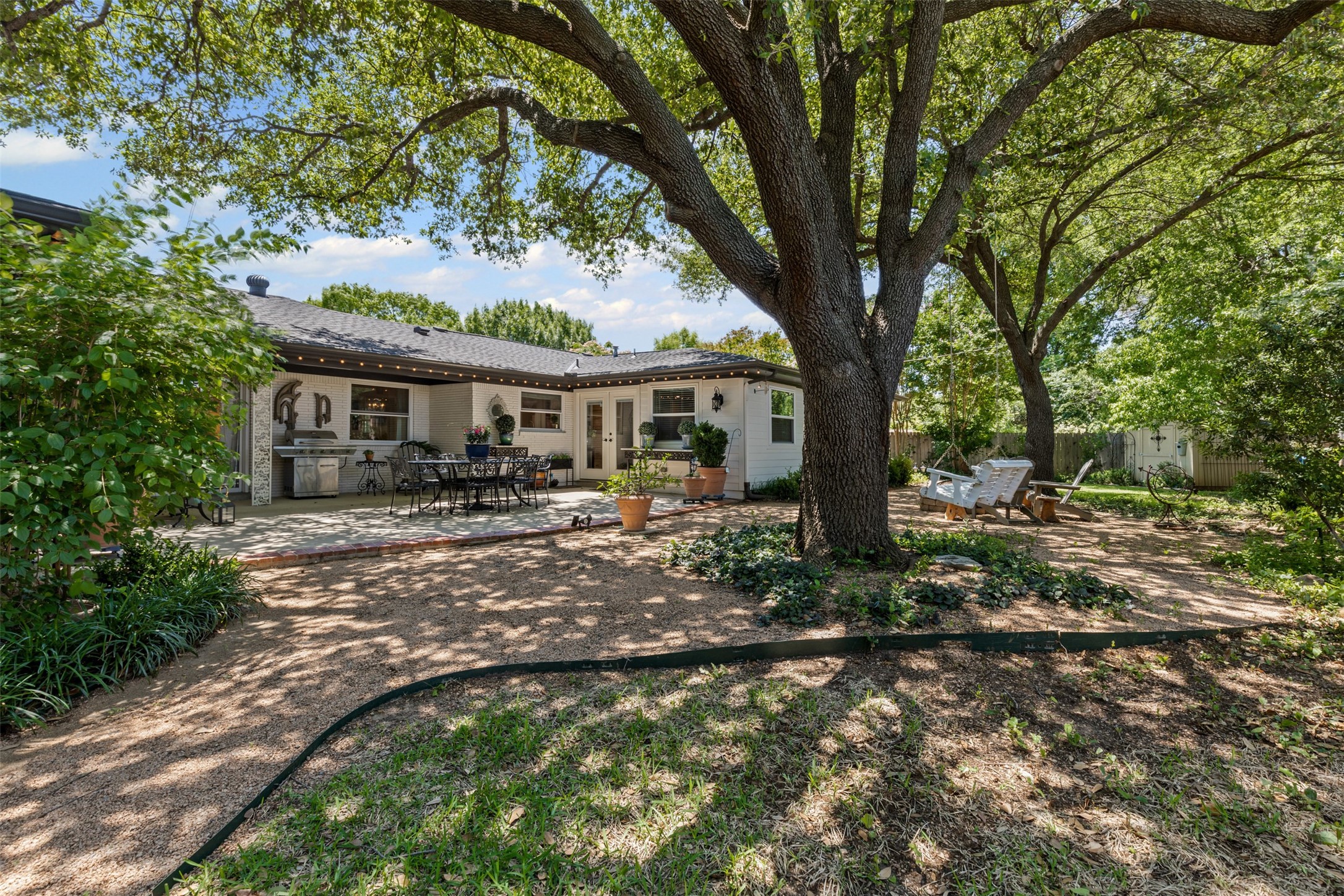 4304 Warnock Court