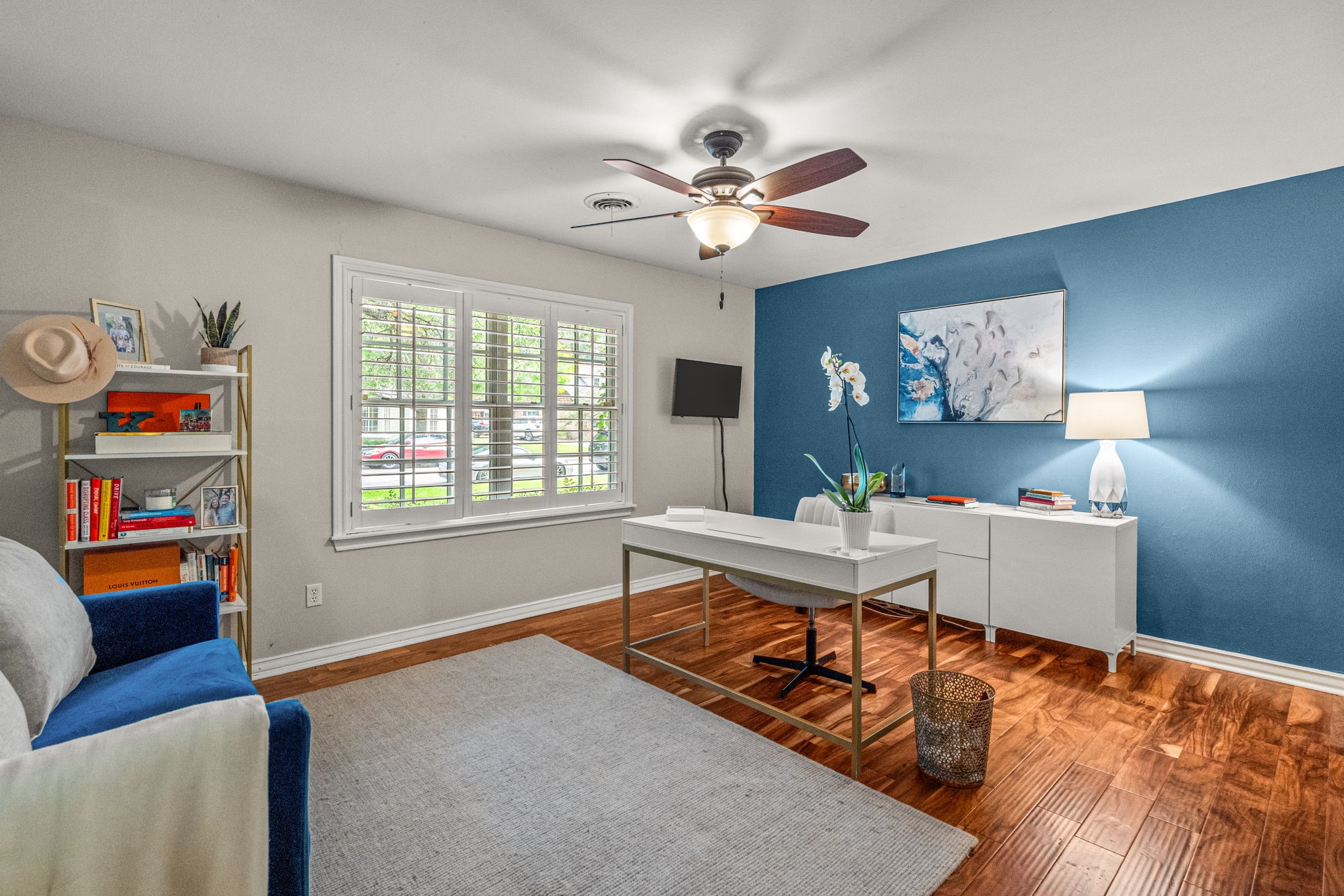 4217 Blackhaw Avenue