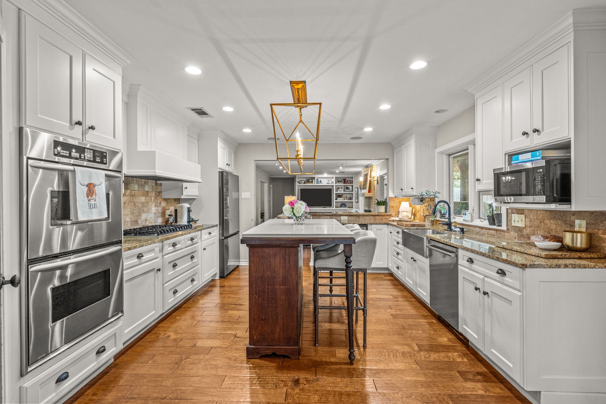 4217 Blackhaw Avenue