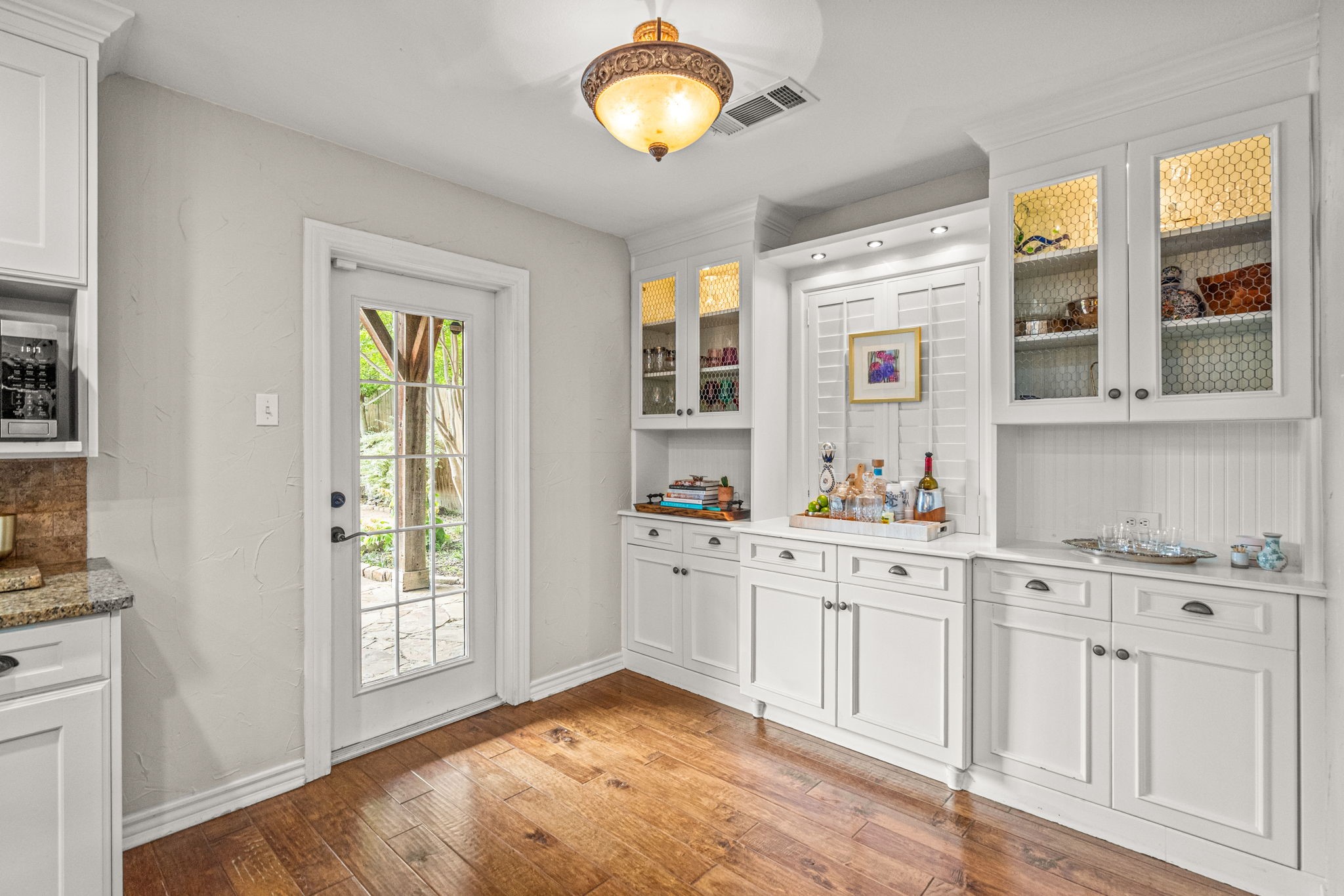 4217 Blackhaw Avenue