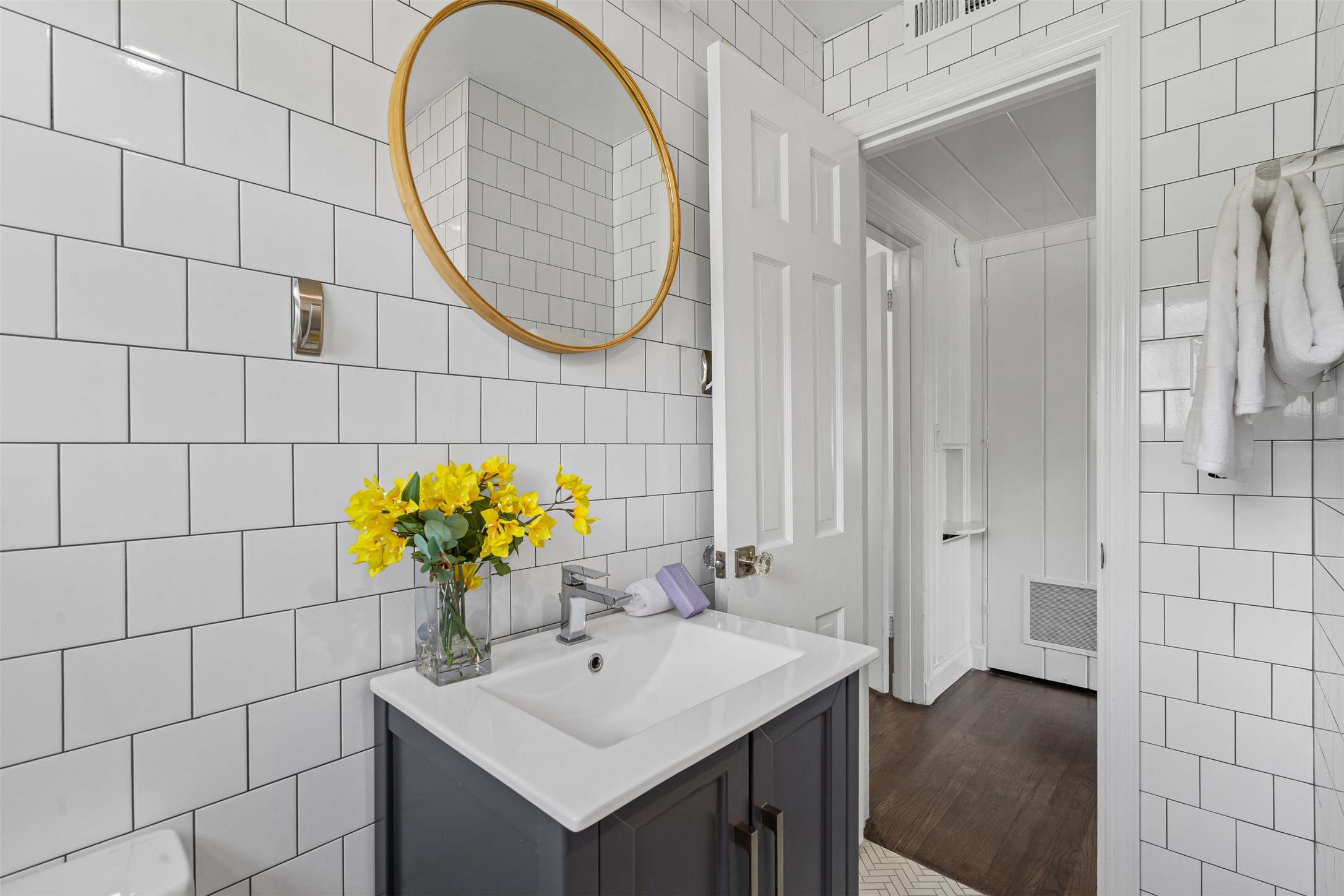 3601 Westcliff Road S