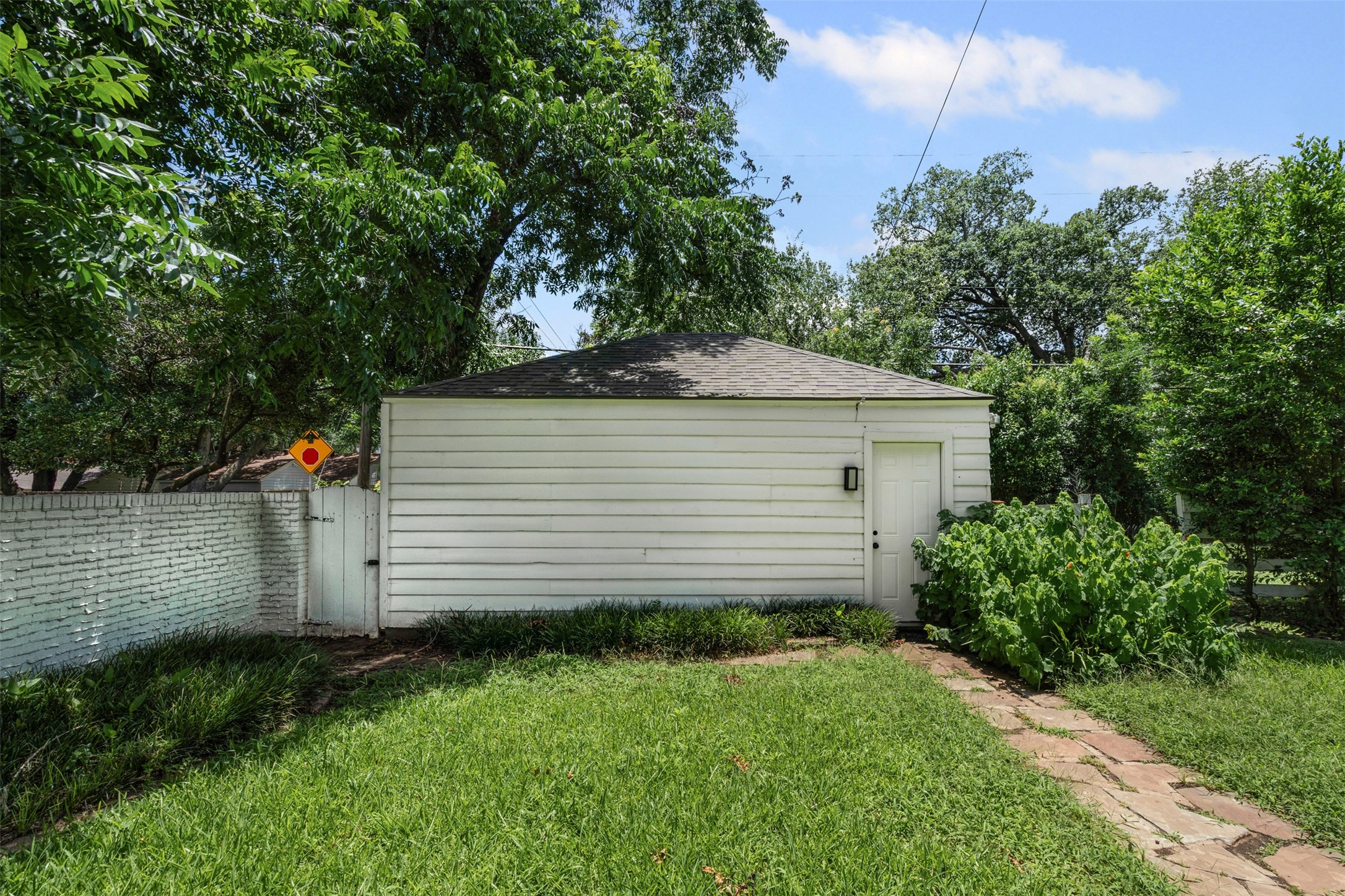 3601 Westcliff Road S