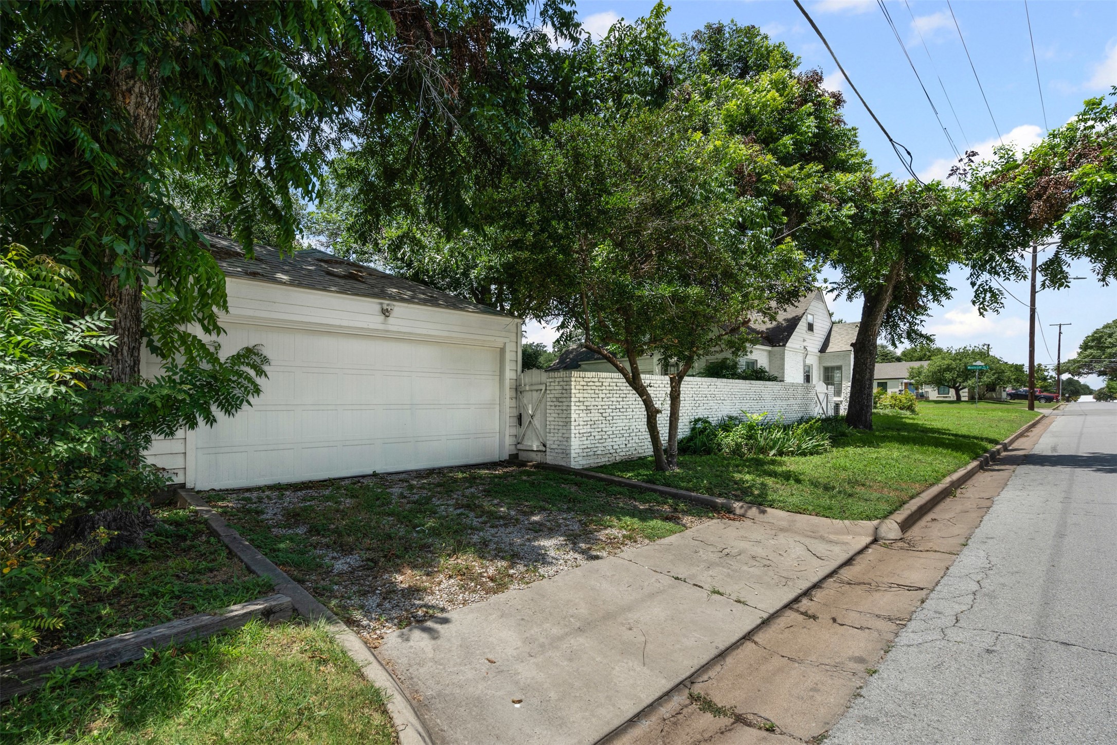 3601 Westcliff Road S