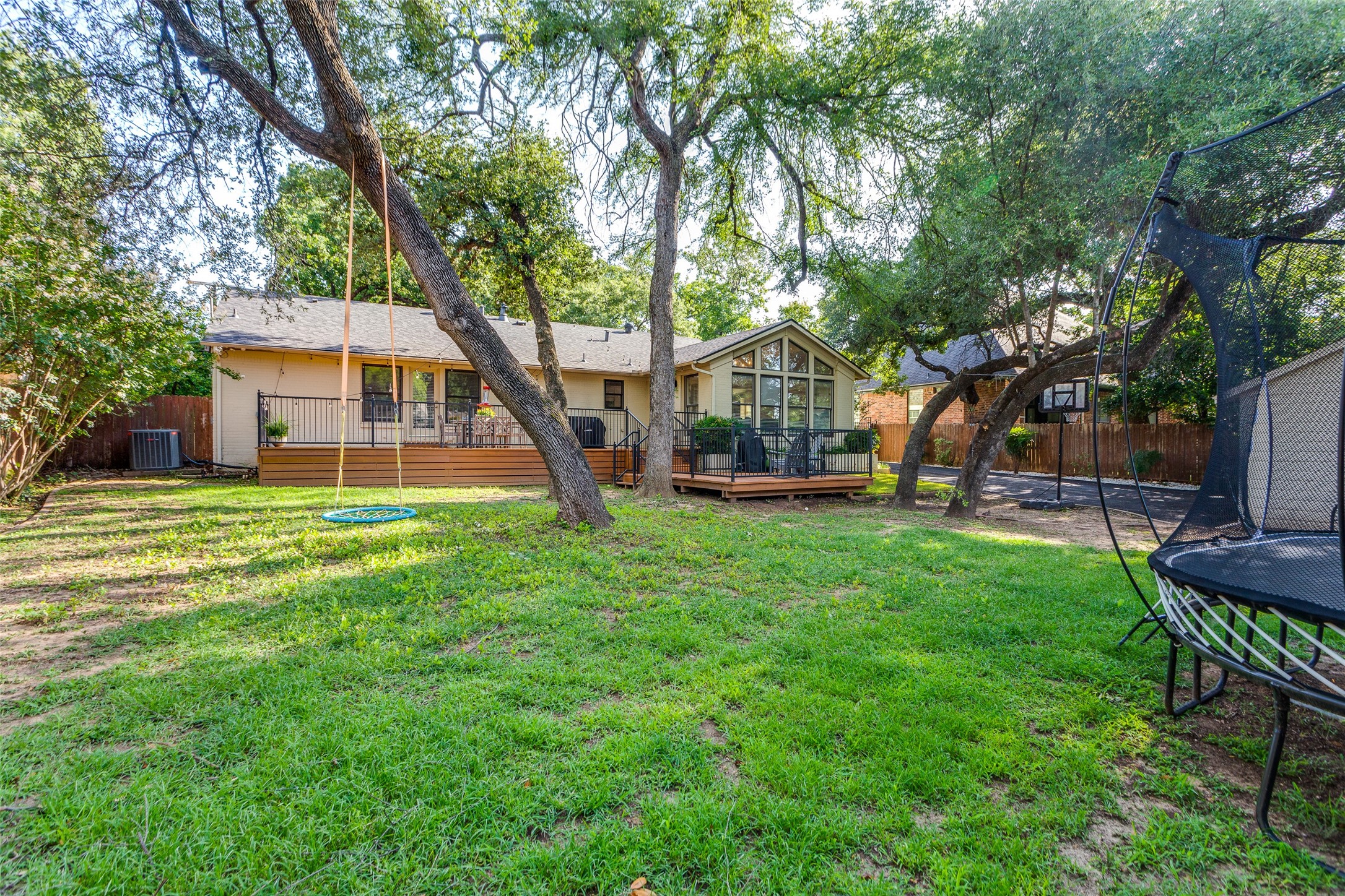 3604 Sherwood Avenue