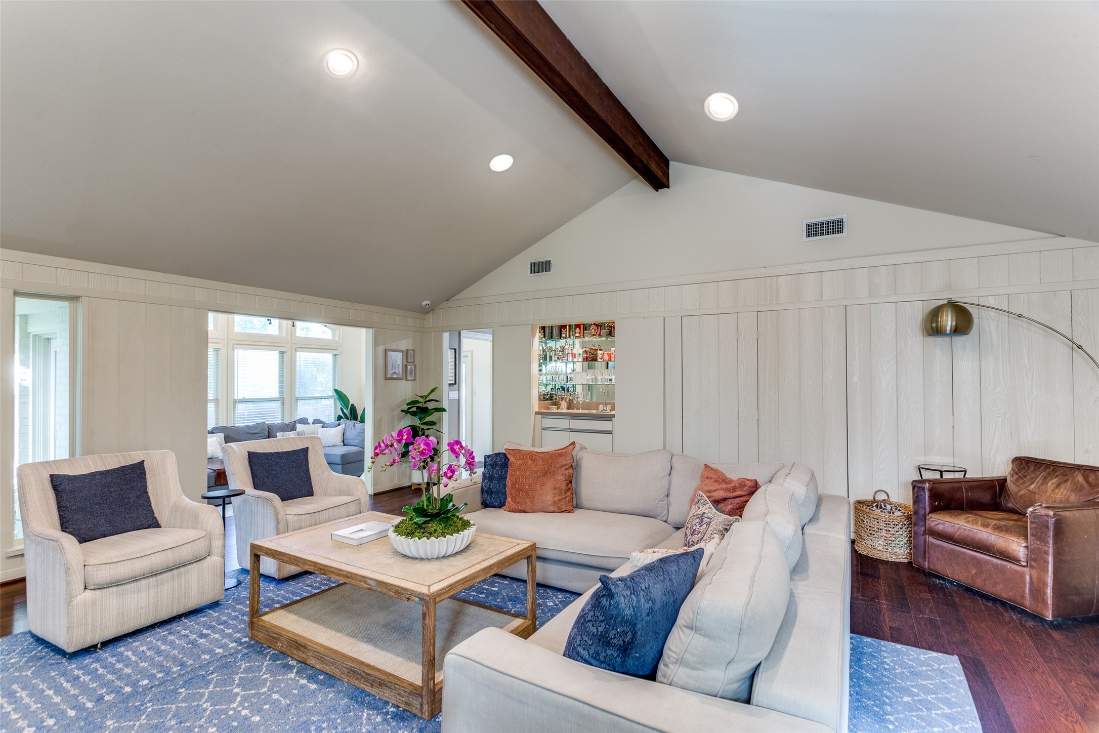 3604 Sherwood Avenue