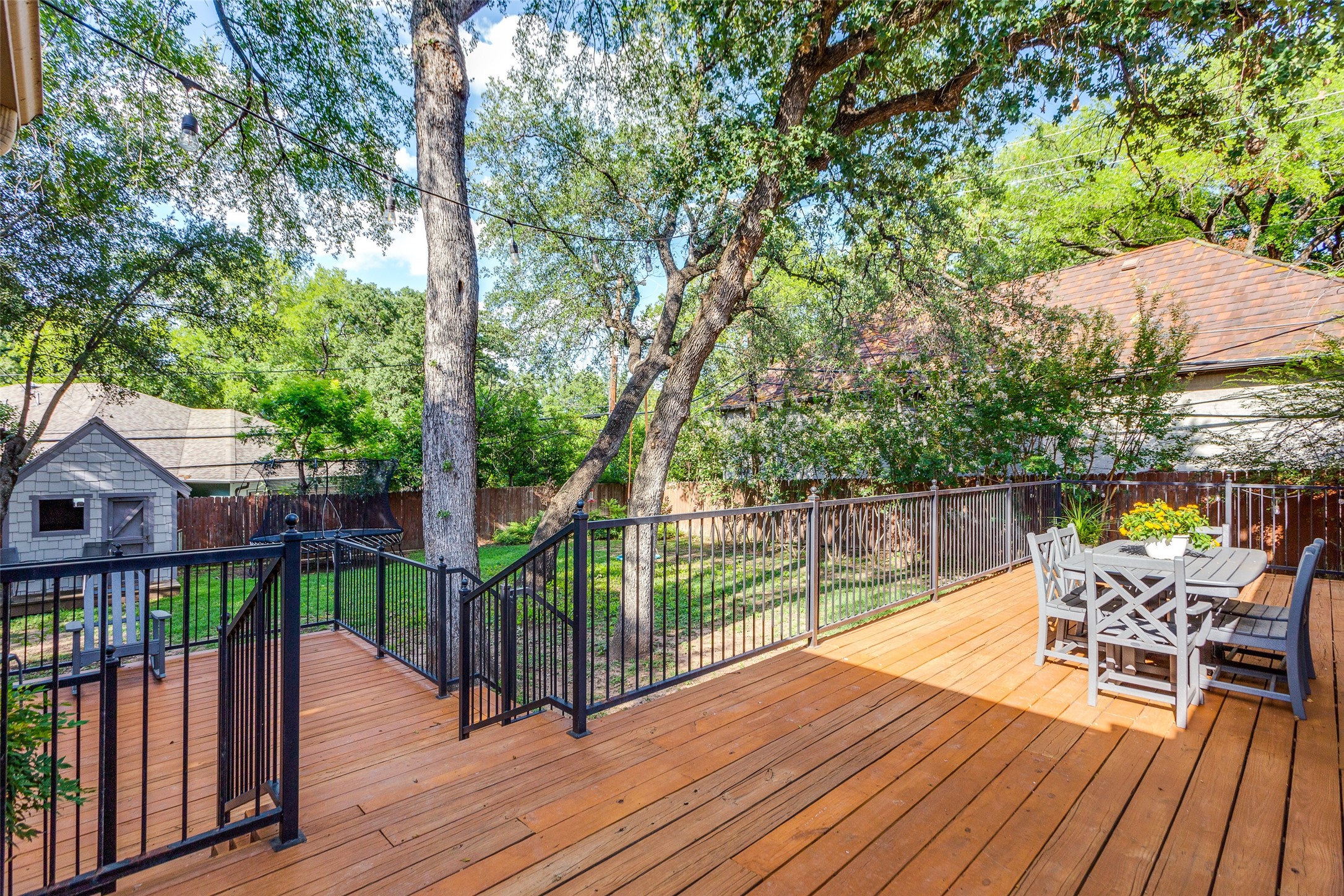 3604 Sherwood Avenue