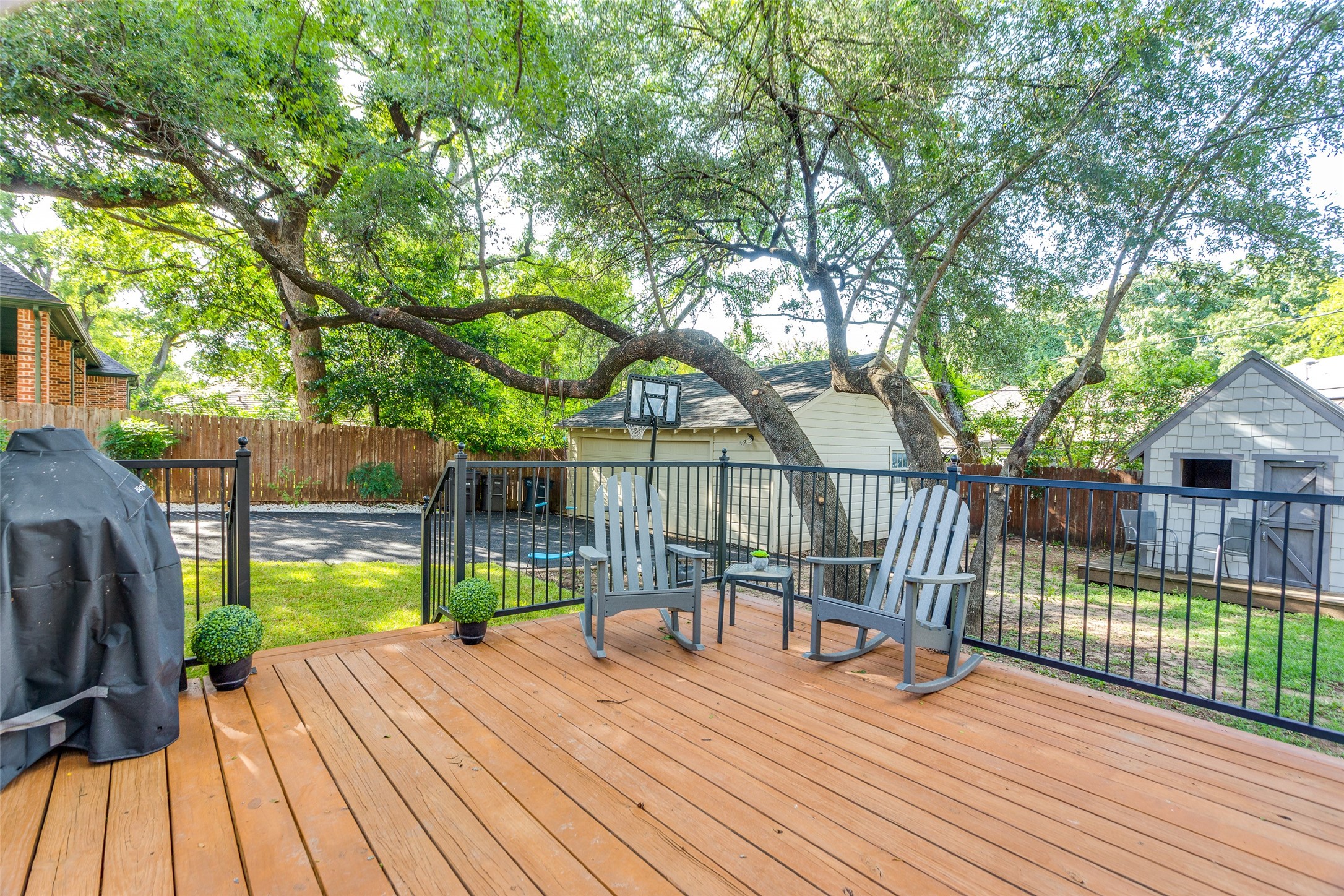 3604 Sherwood Avenue