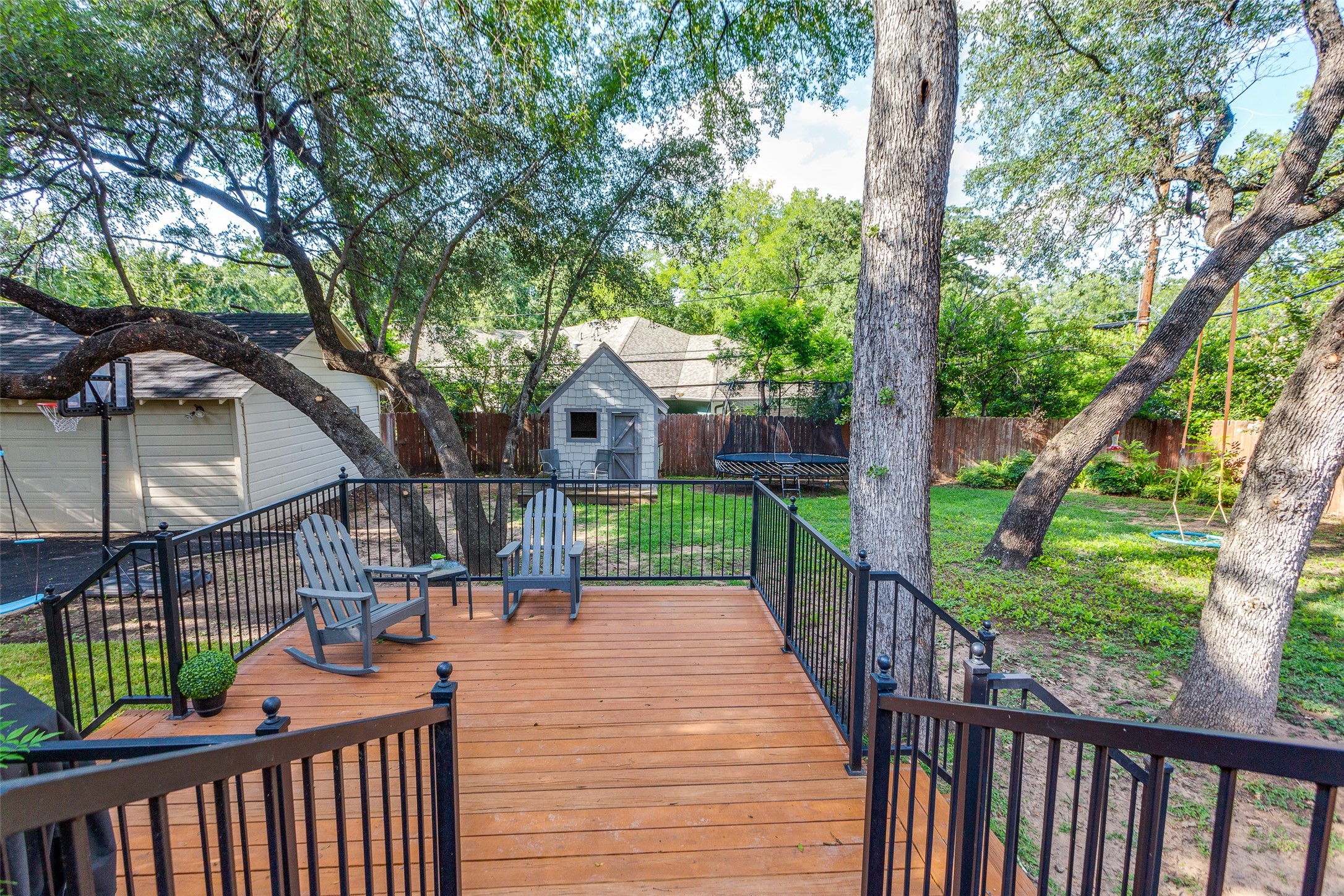 3604 Sherwood Avenue