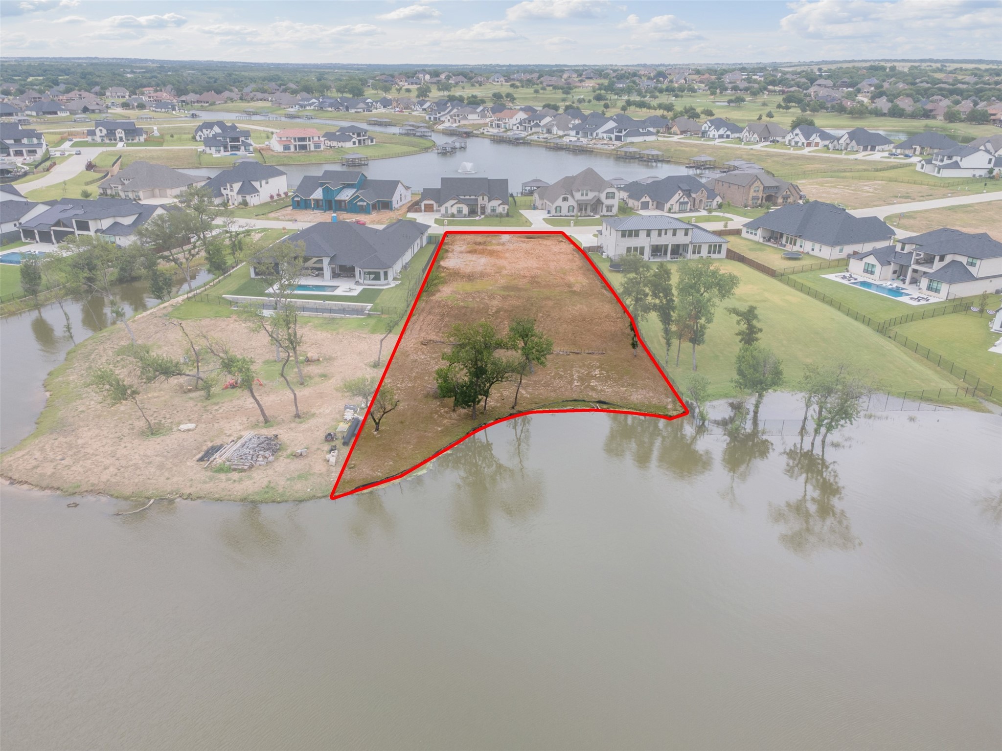 7019 The Resort Boulevard