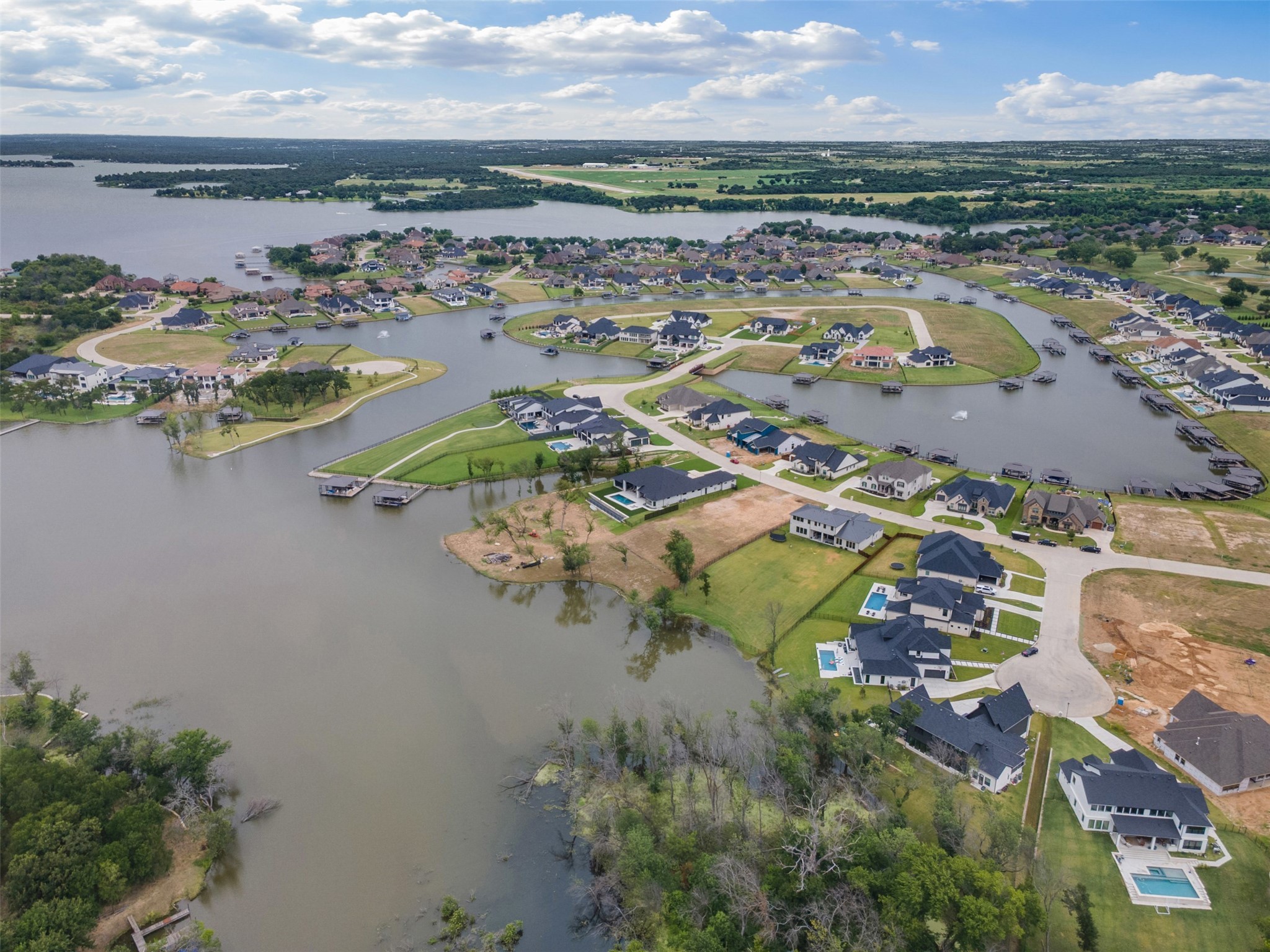 7019 The Resort Boulevard