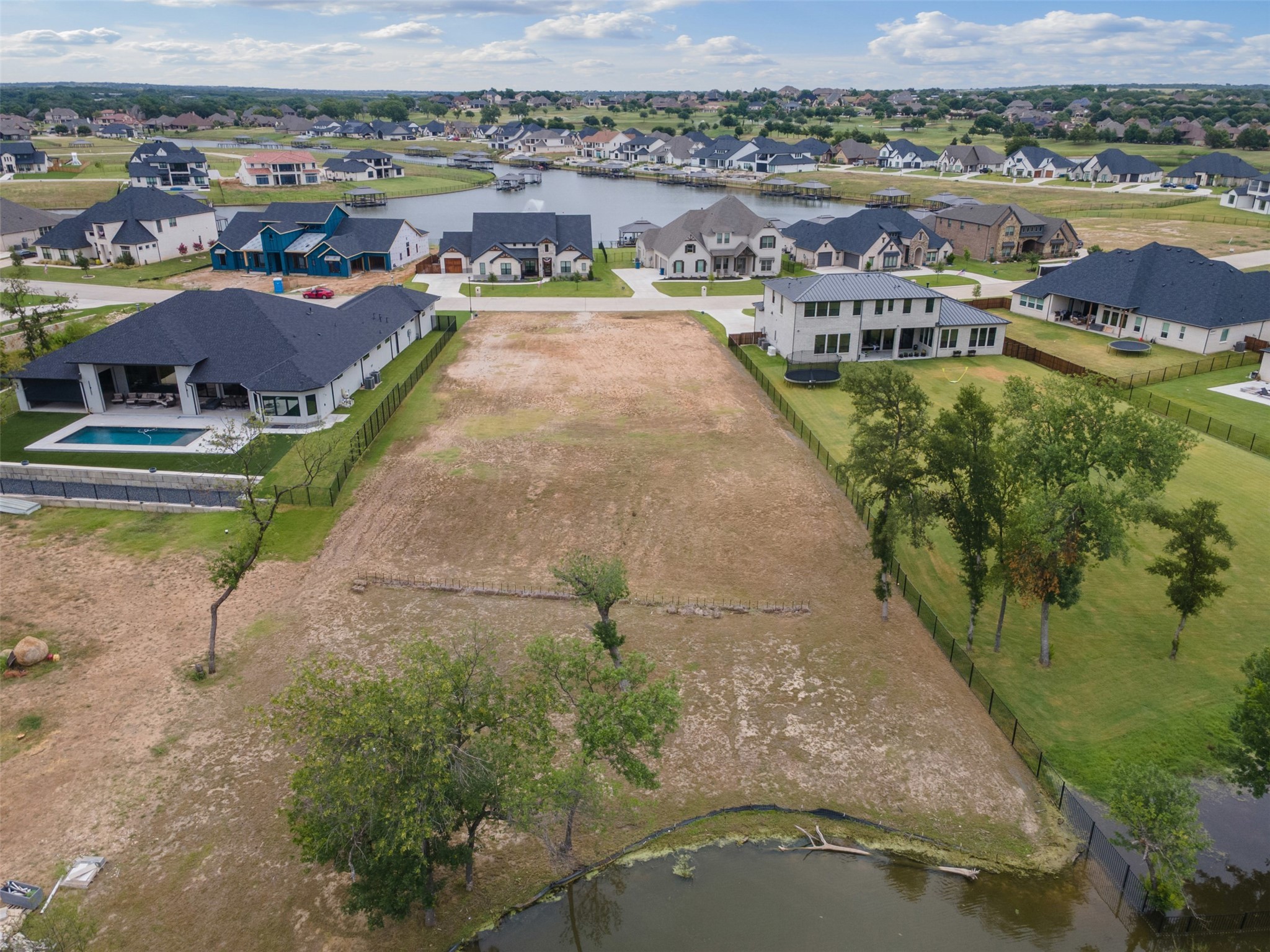 7019 The Resort Boulevard