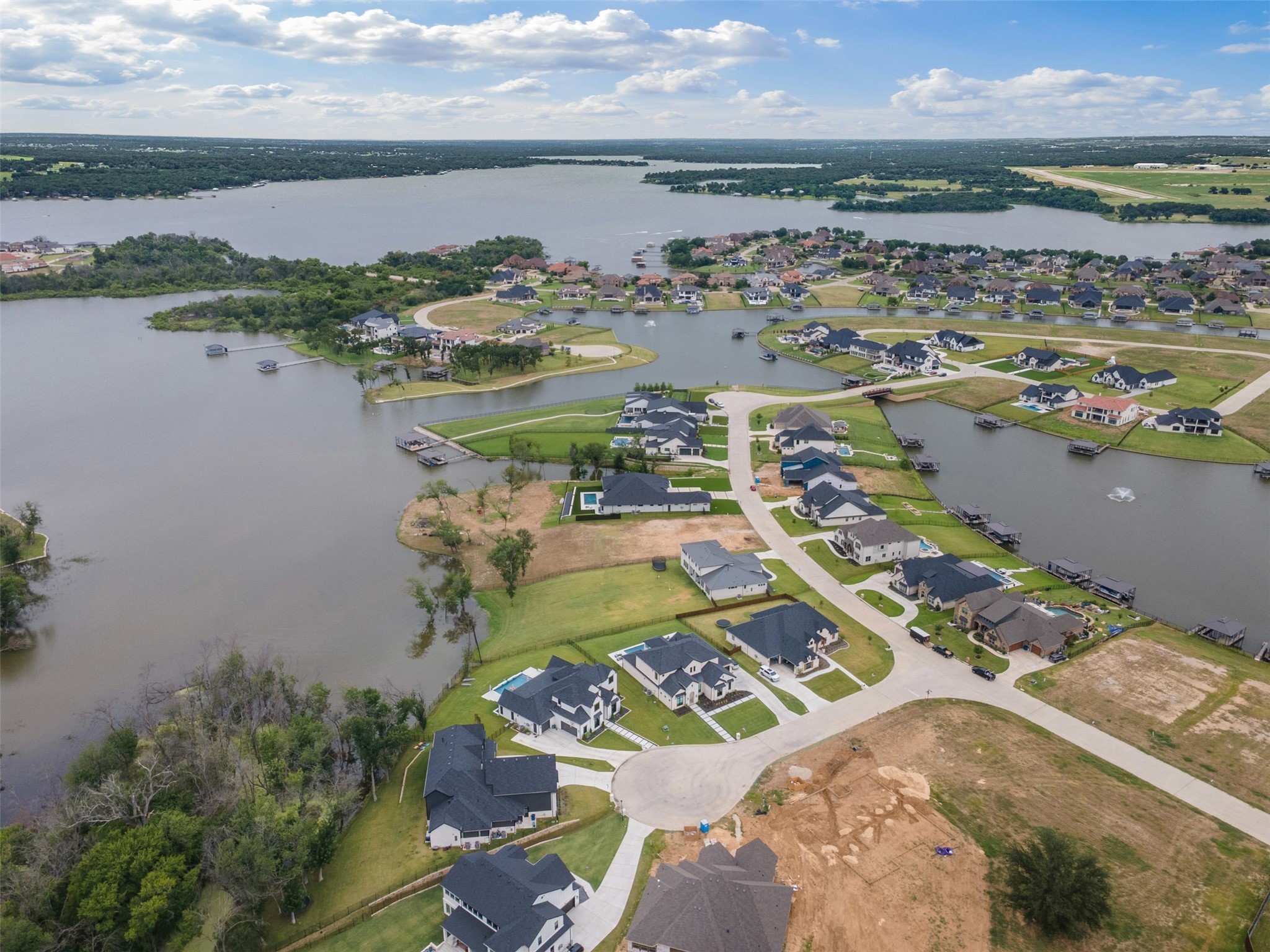 7019 The Resort Boulevard