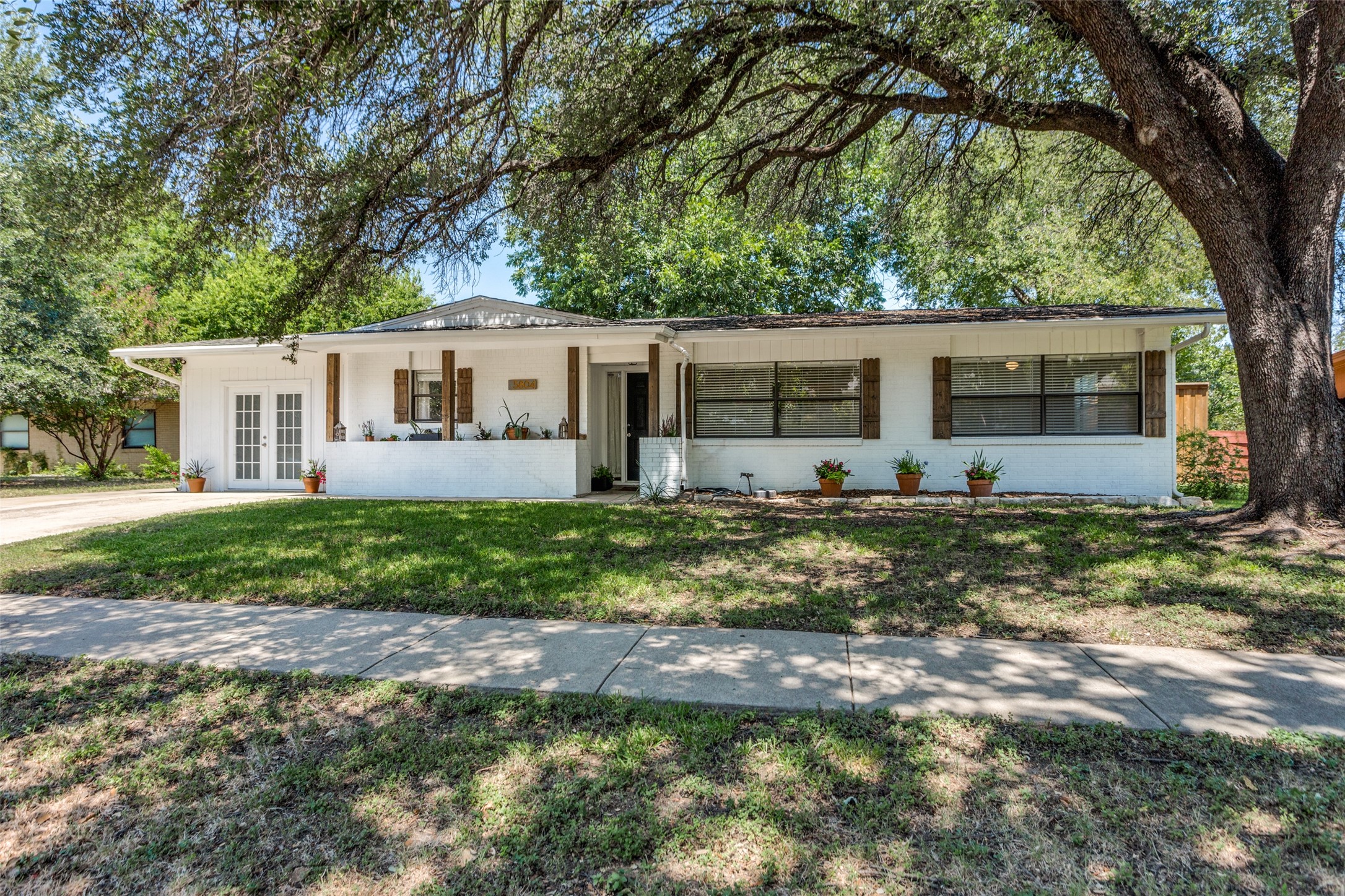 5804 Volder Drive