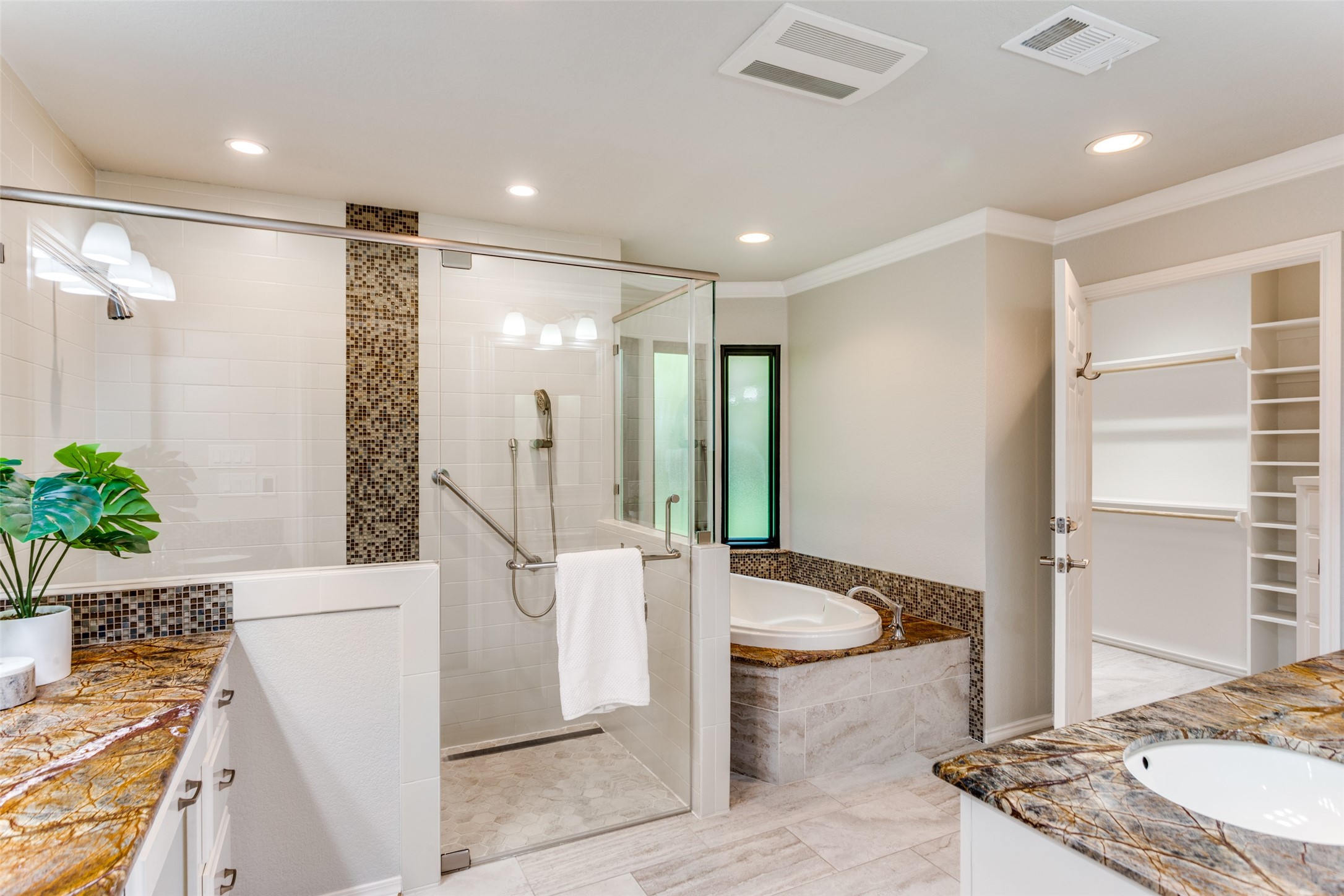 6724 River Bend Road