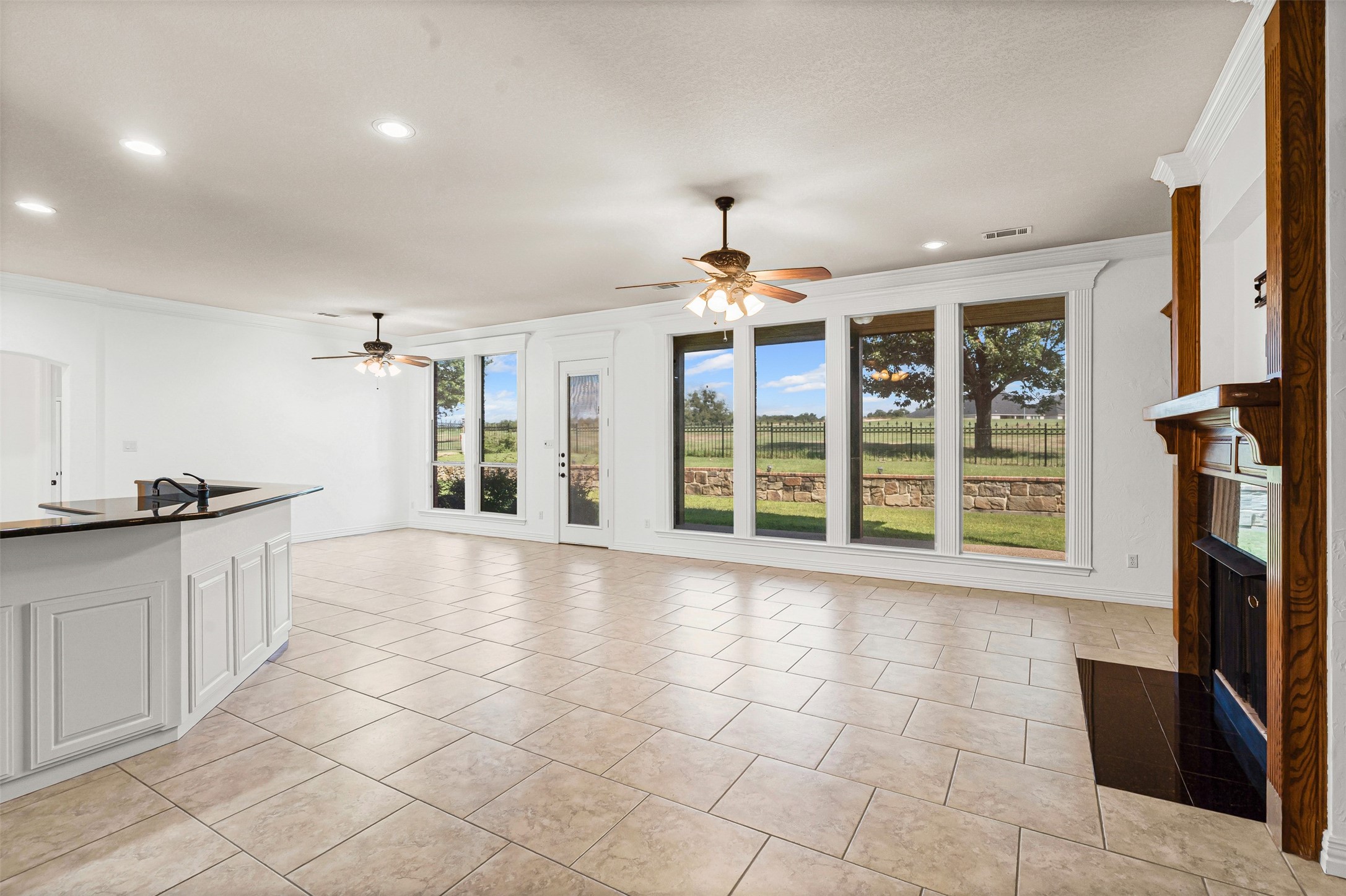 853 Thomas Crossing Drive