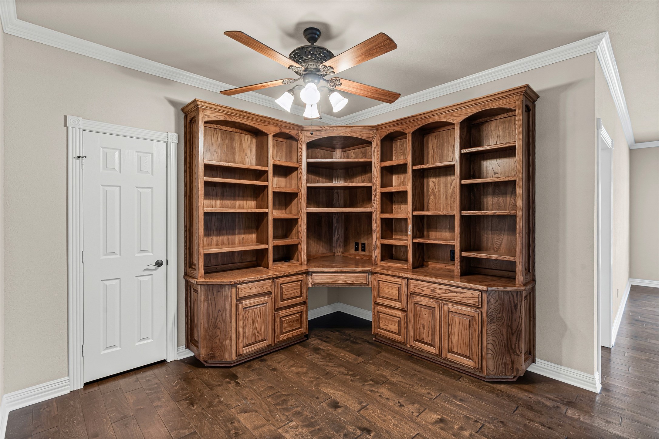 853 Thomas Crossing Drive