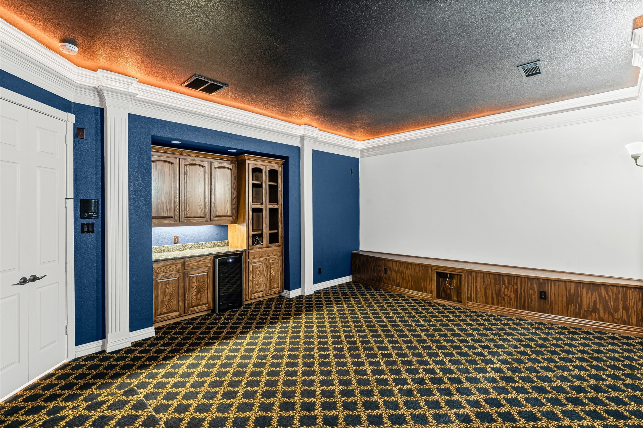 853 Thomas Crossing Drive