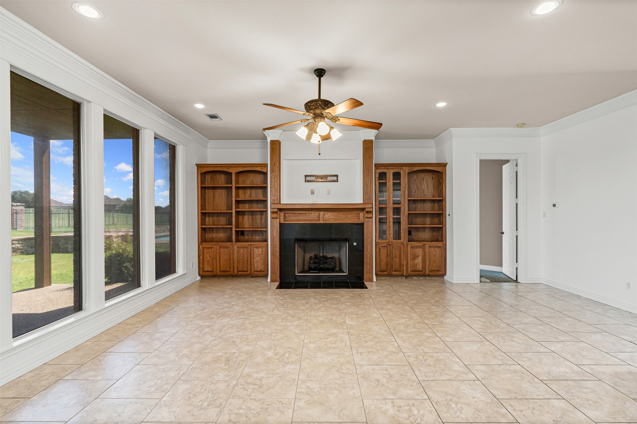 853 Thomas Crossing Drive