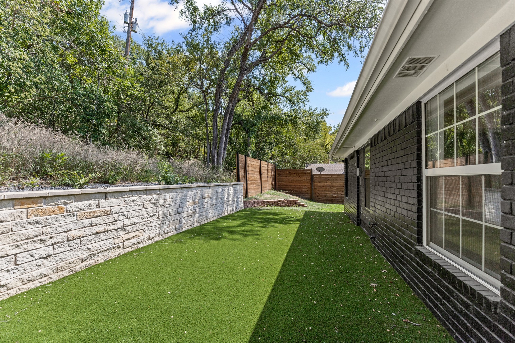 3509 Overton Park Drive E