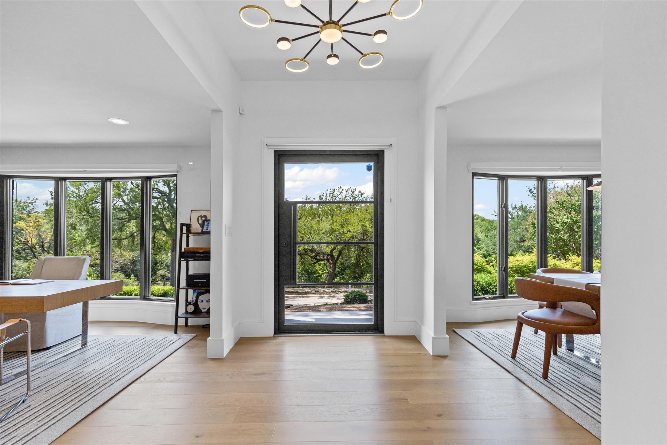 3509 Overton Park Drive E