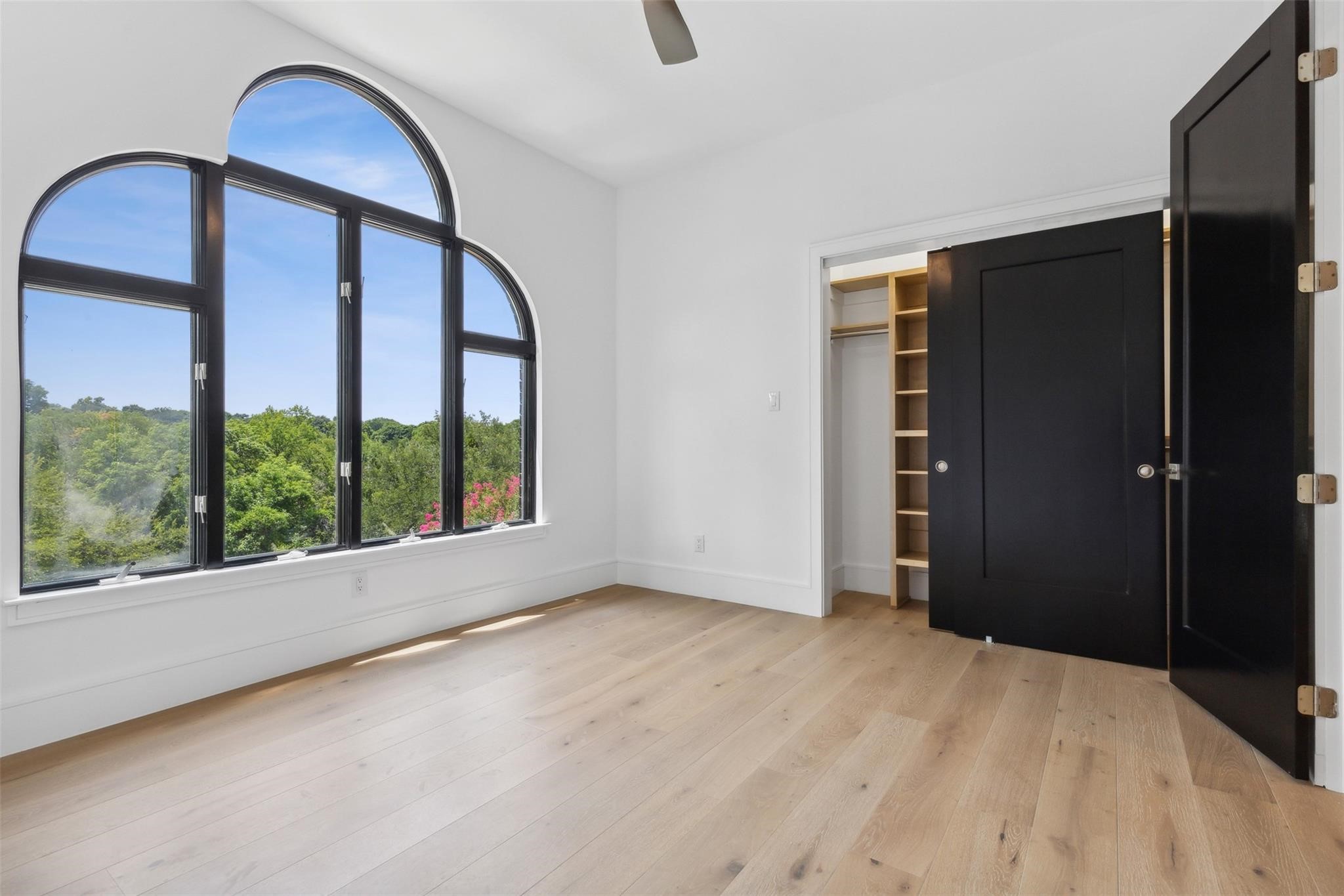 3509 Overton Park Drive E