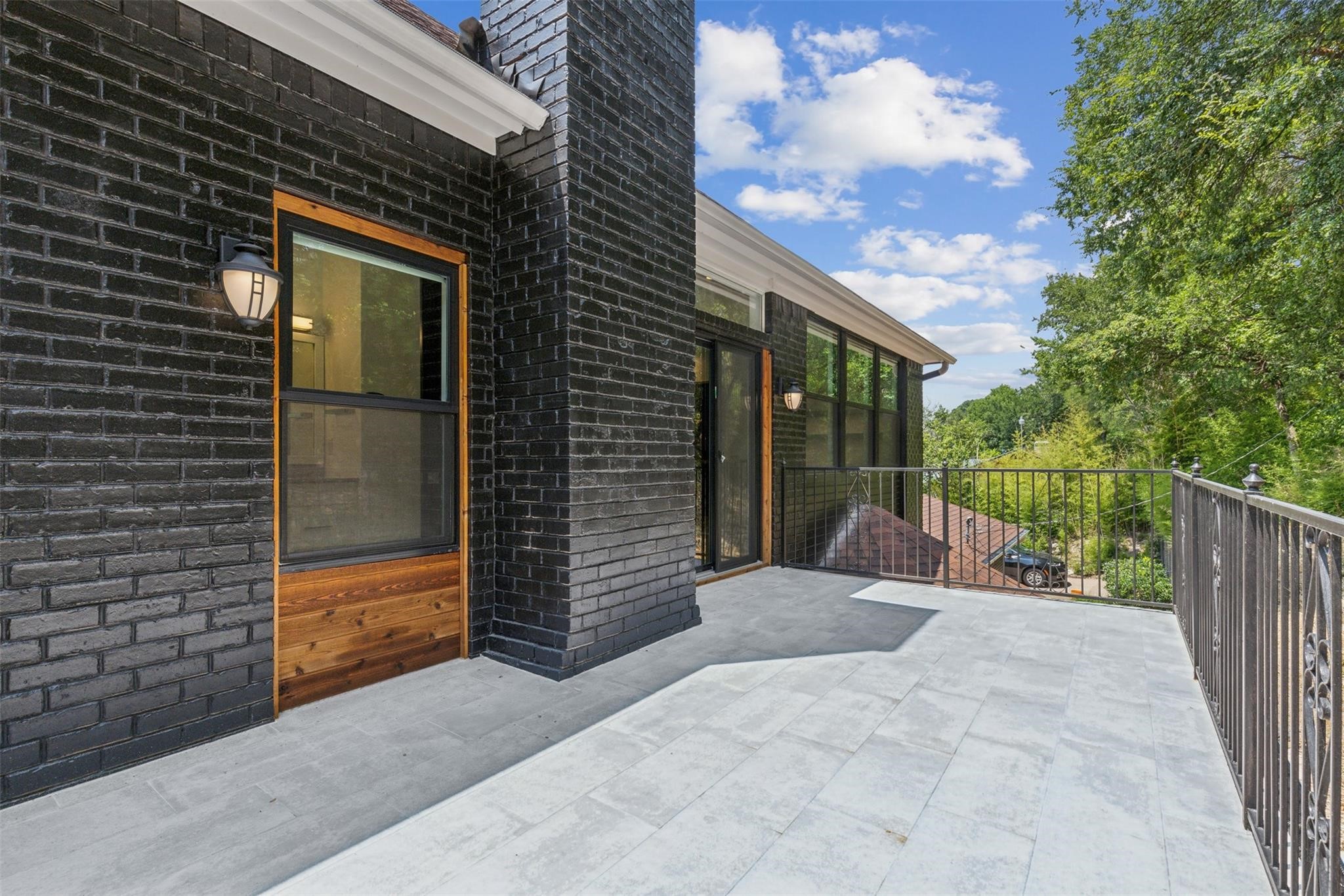 3509 Overton Park Drive E