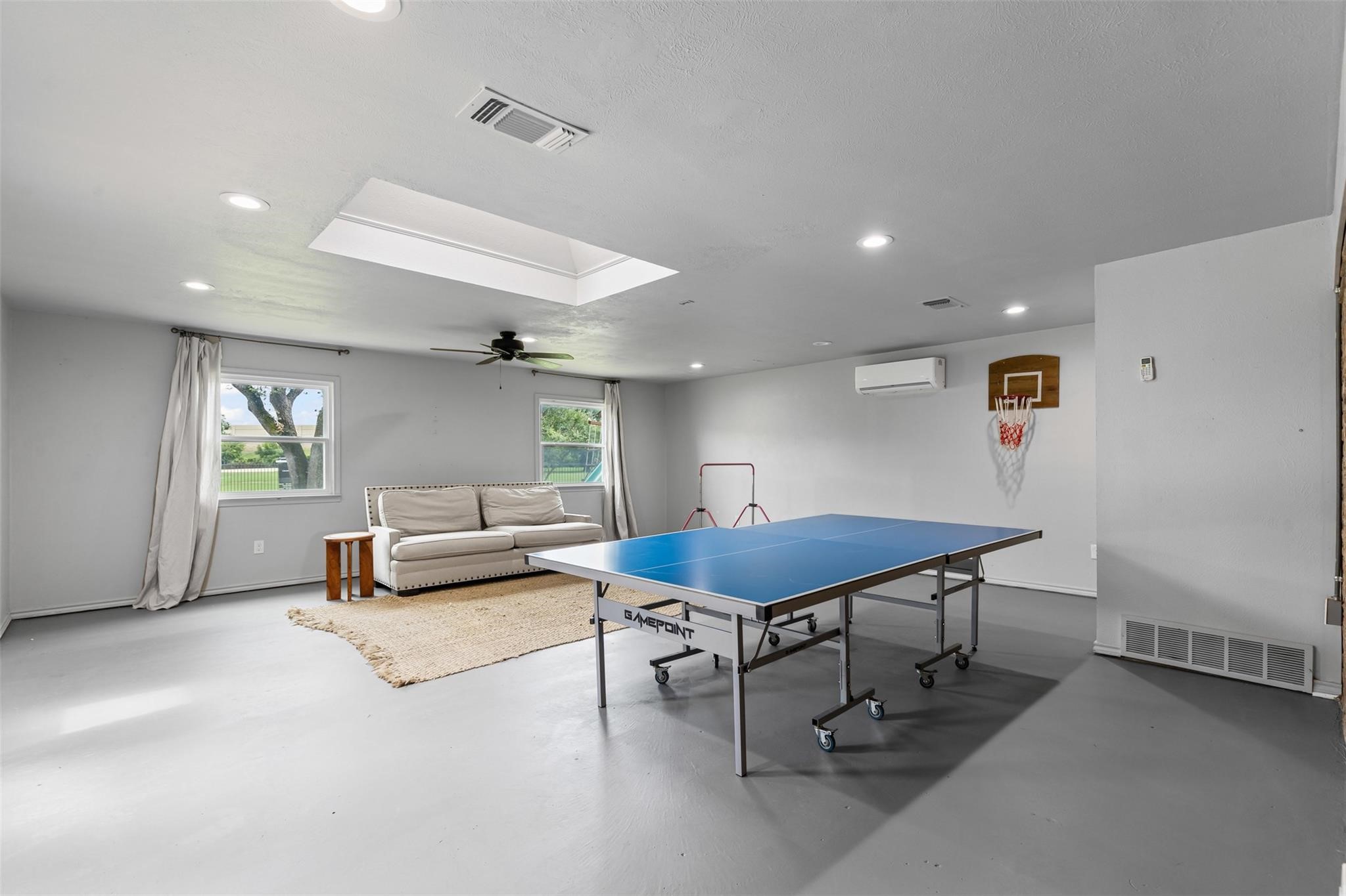 6805 Benito Court