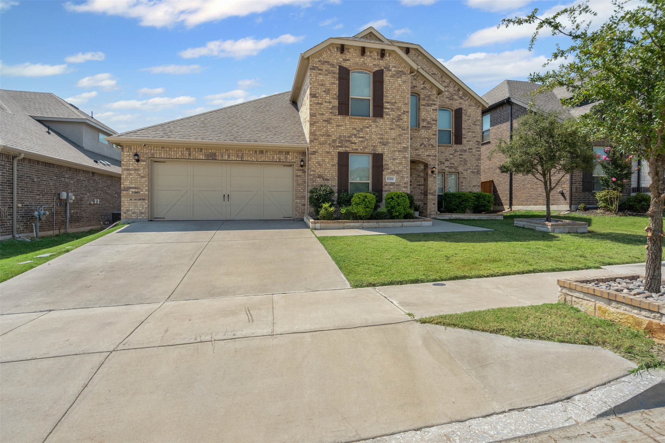 15201 Belclaire Avenue