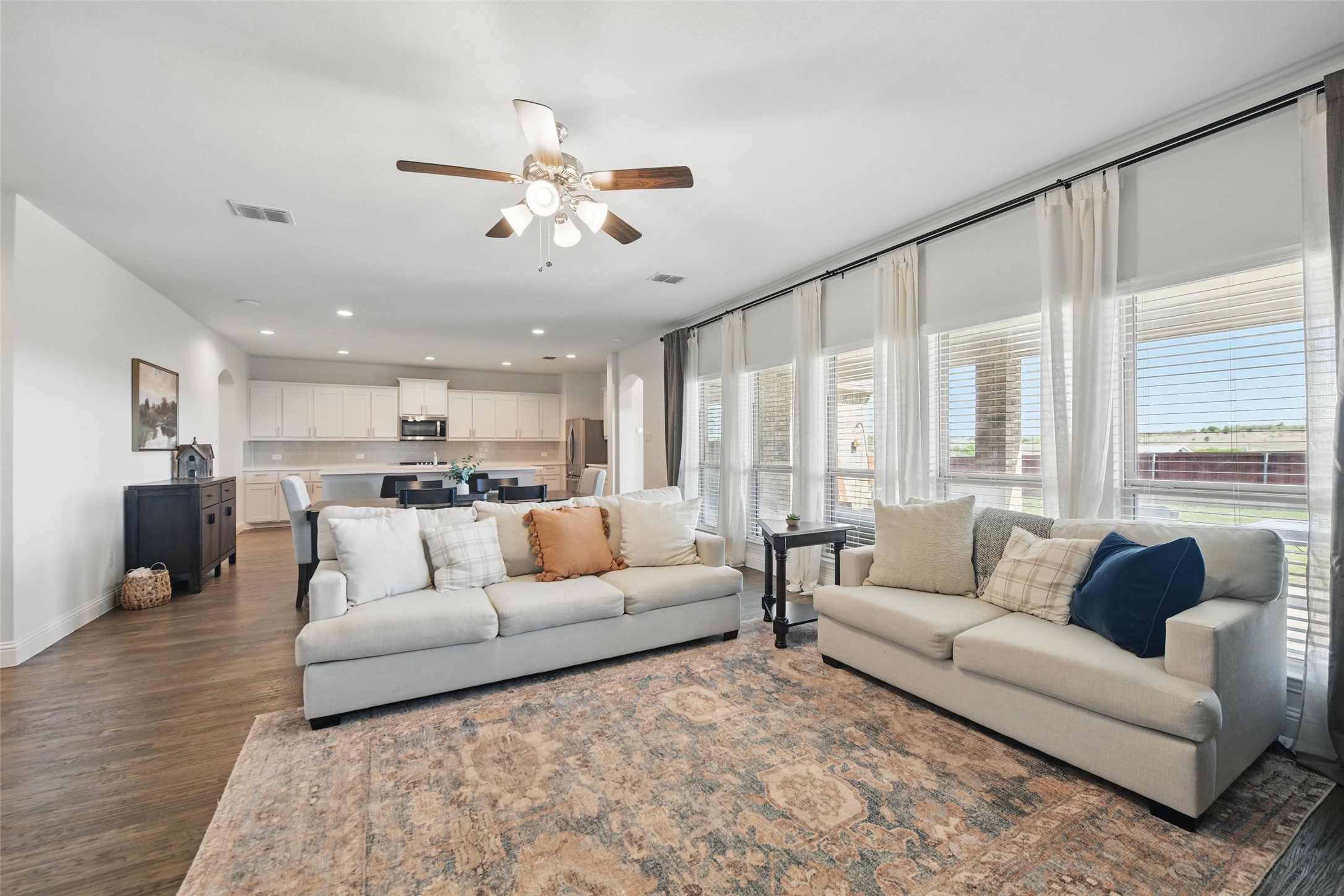 15201 Belclaire Avenue