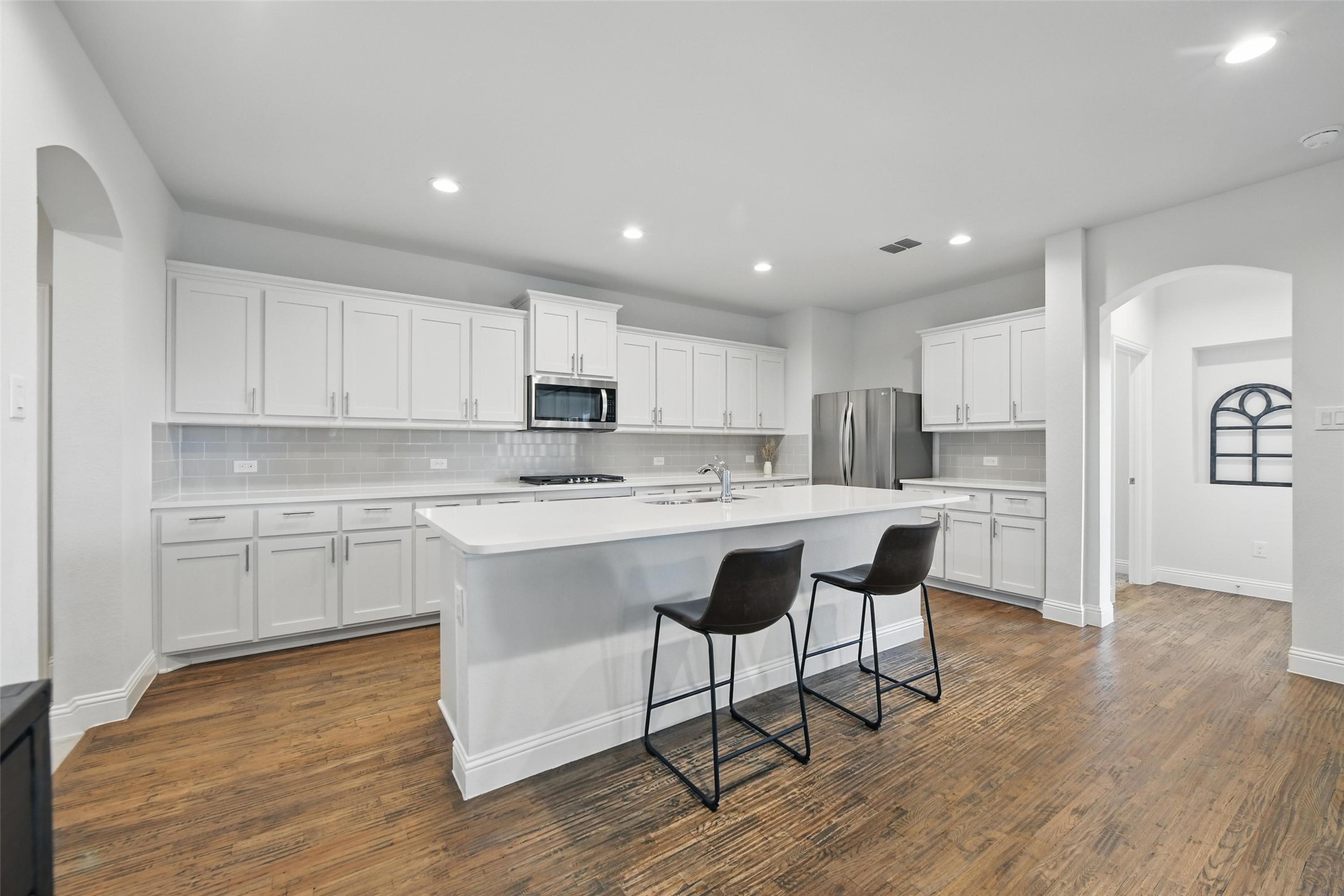 15201 Belclaire Avenue