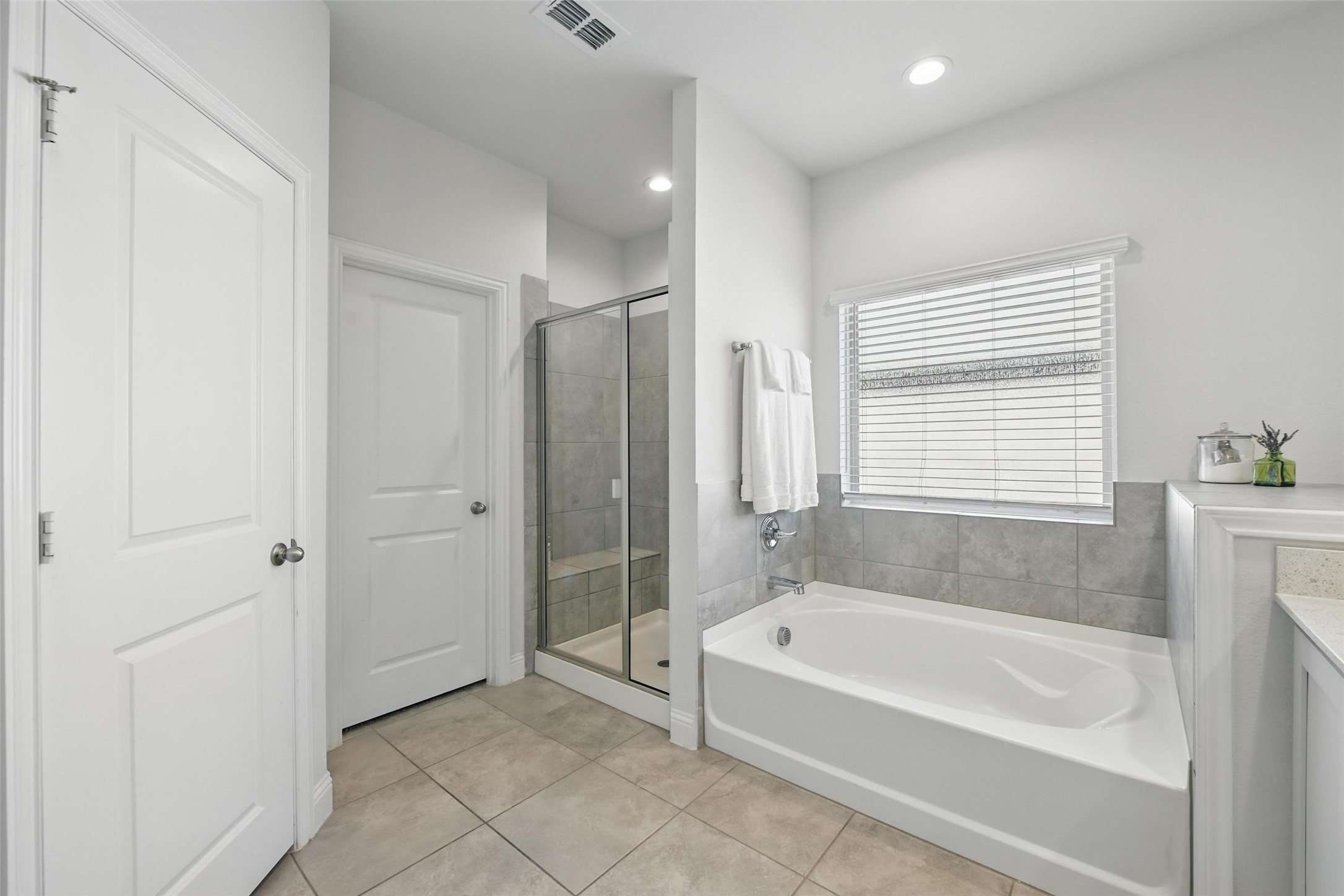 15201 Belclaire Avenue