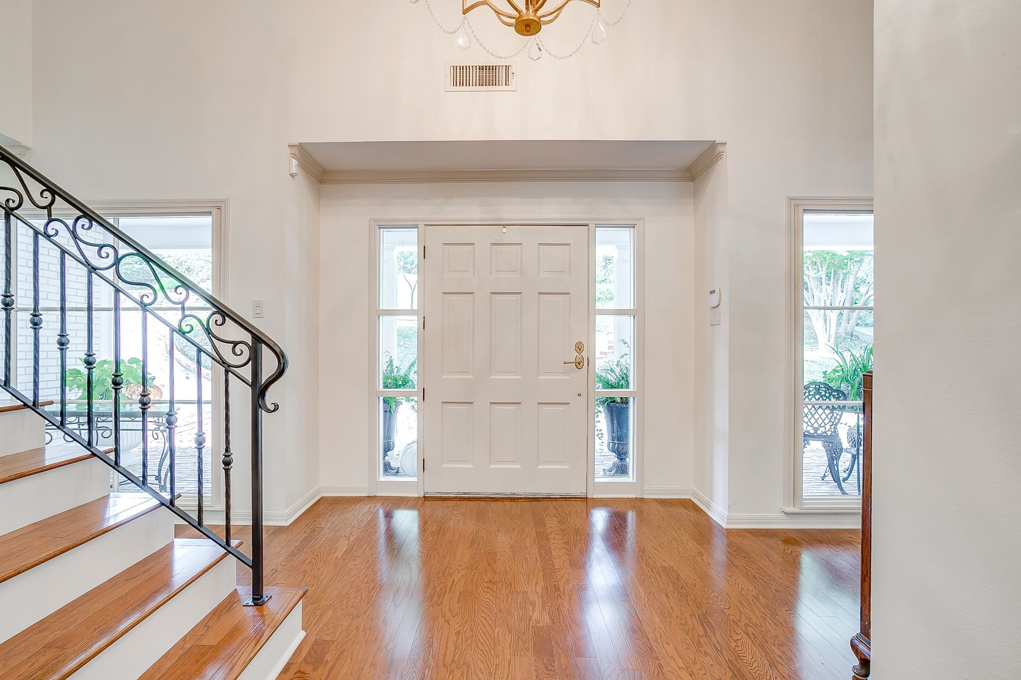 1905 Indian Creek Drive