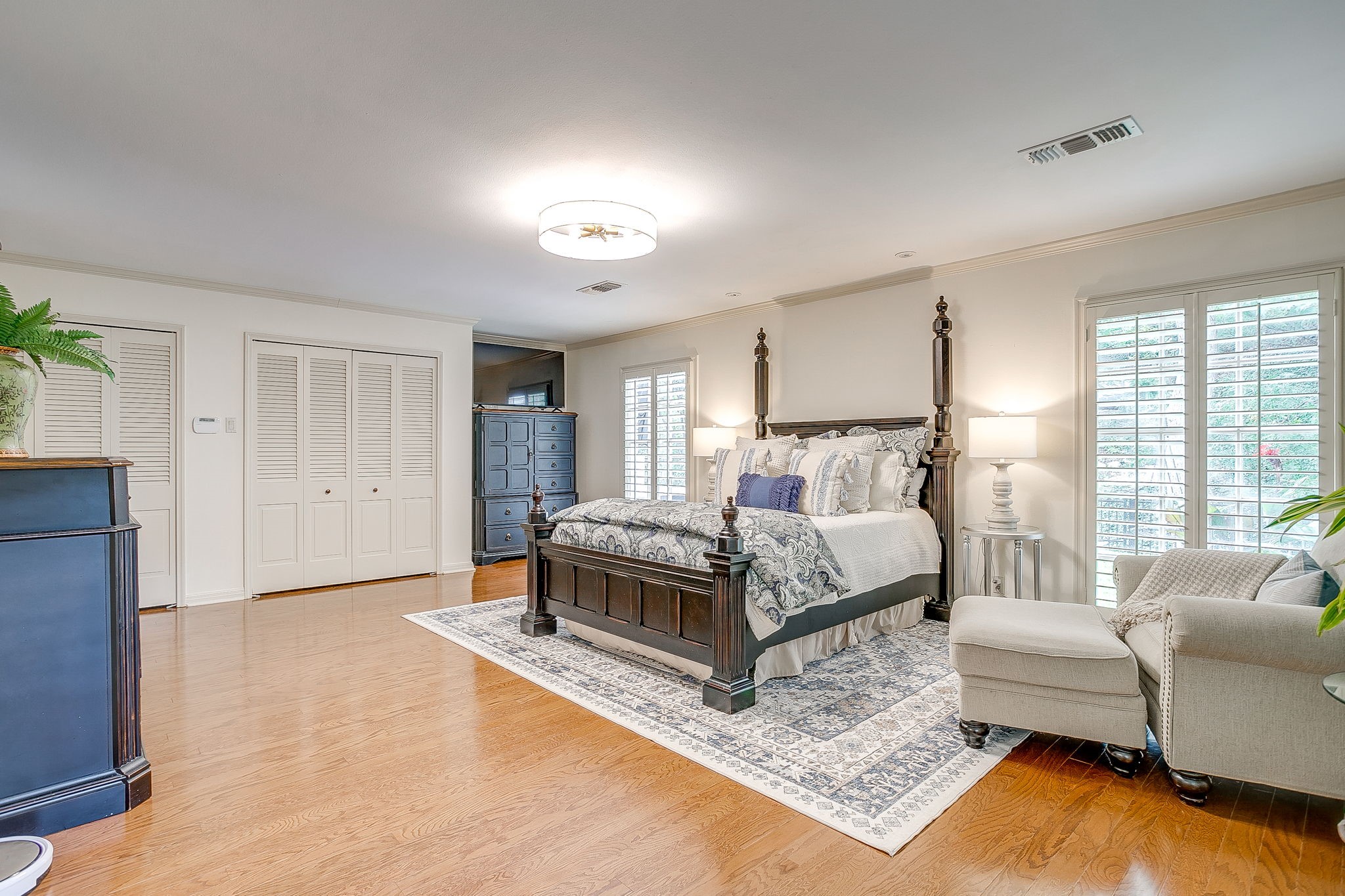 1905 Indian Creek Drive