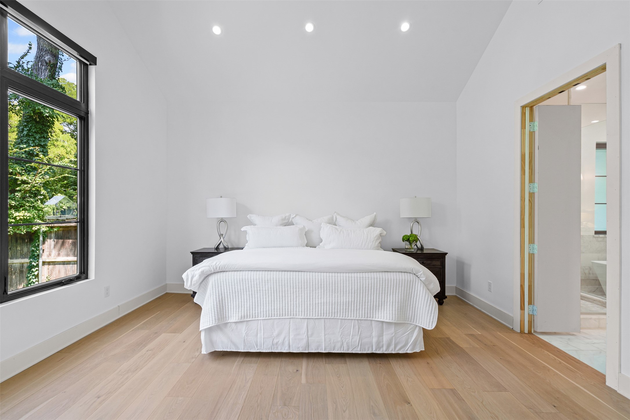 3716 Fox Hollow Street