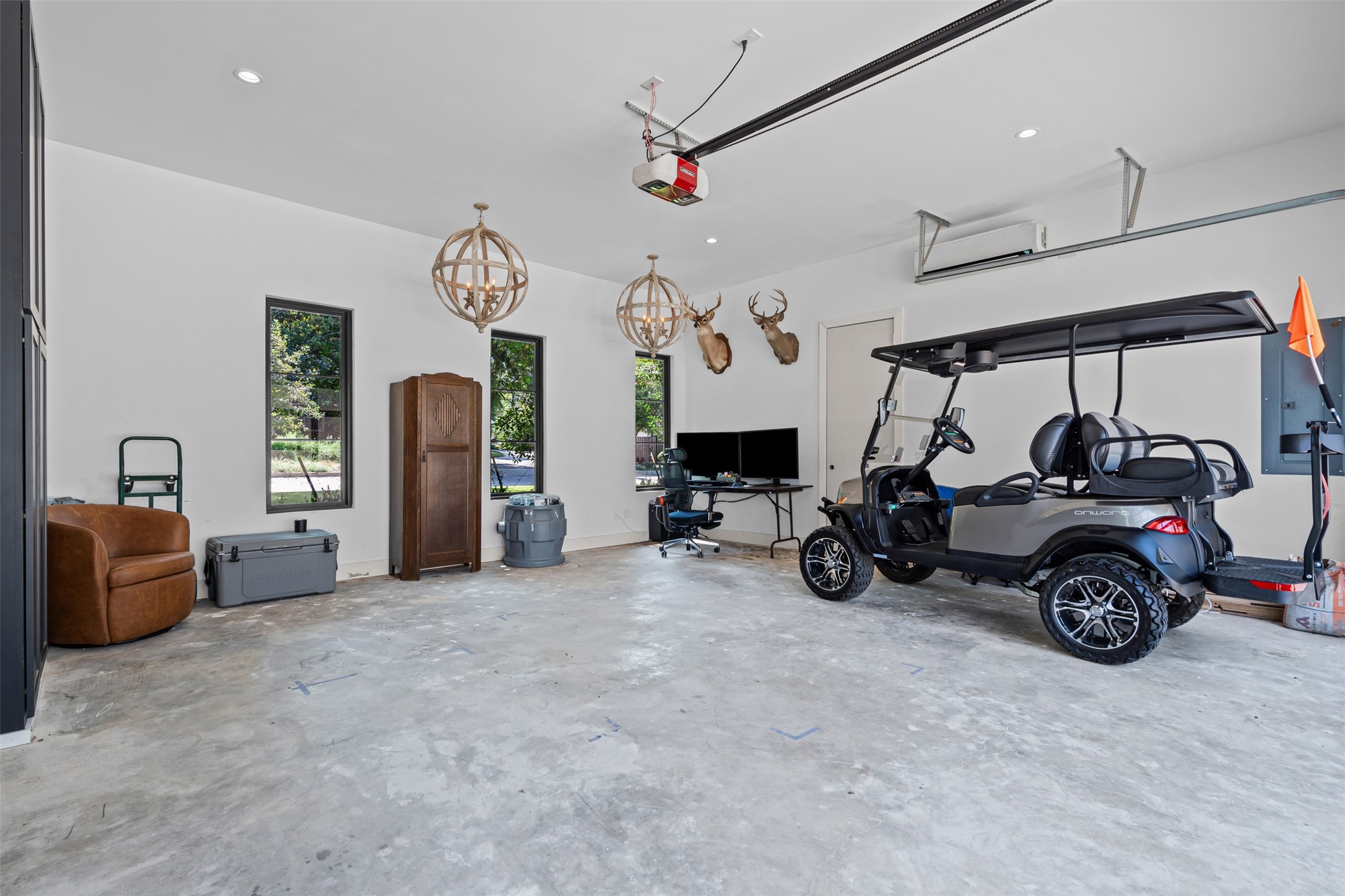 3716 Fox Hollow Street