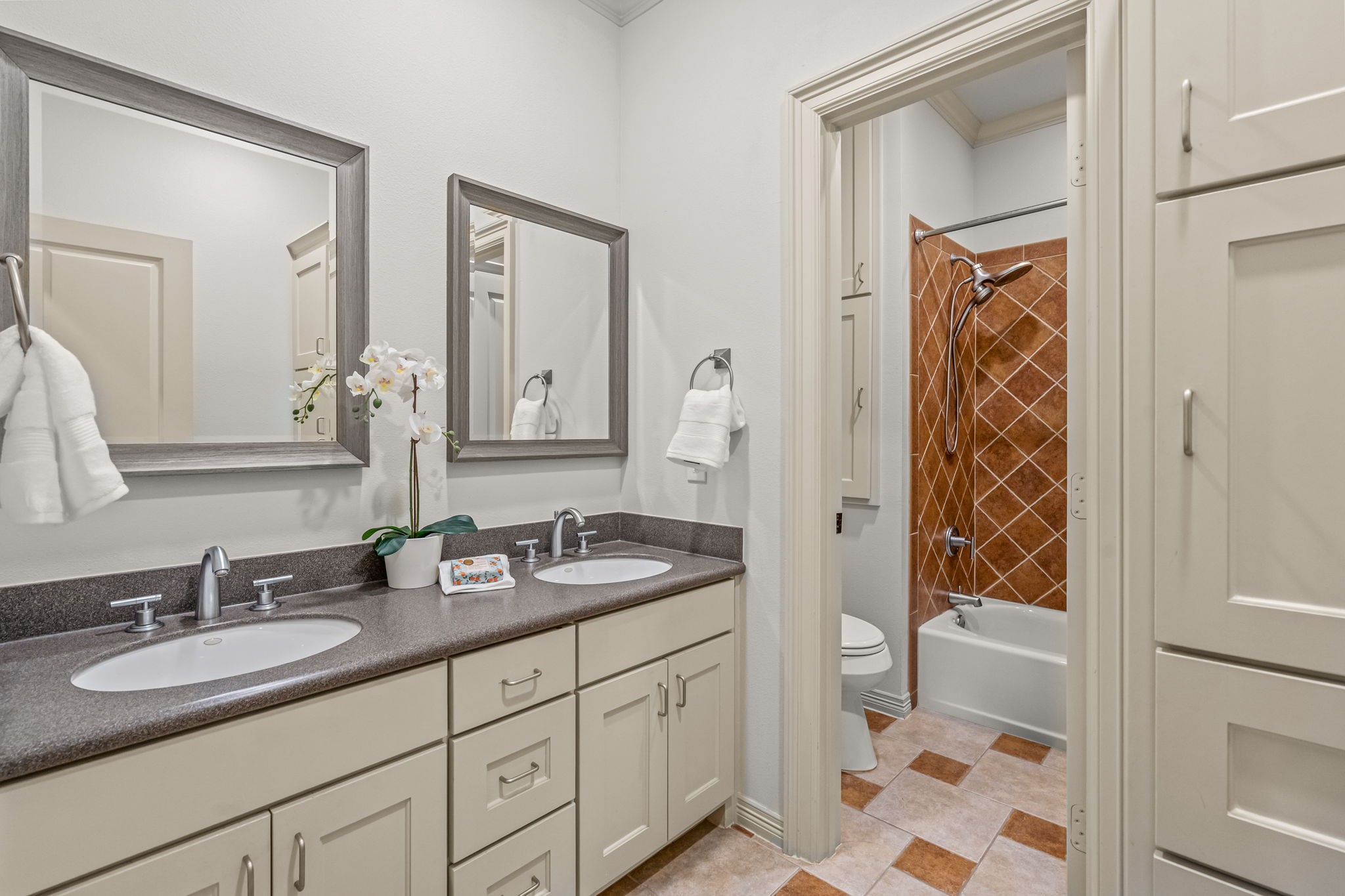 5609 El Campo Avenue