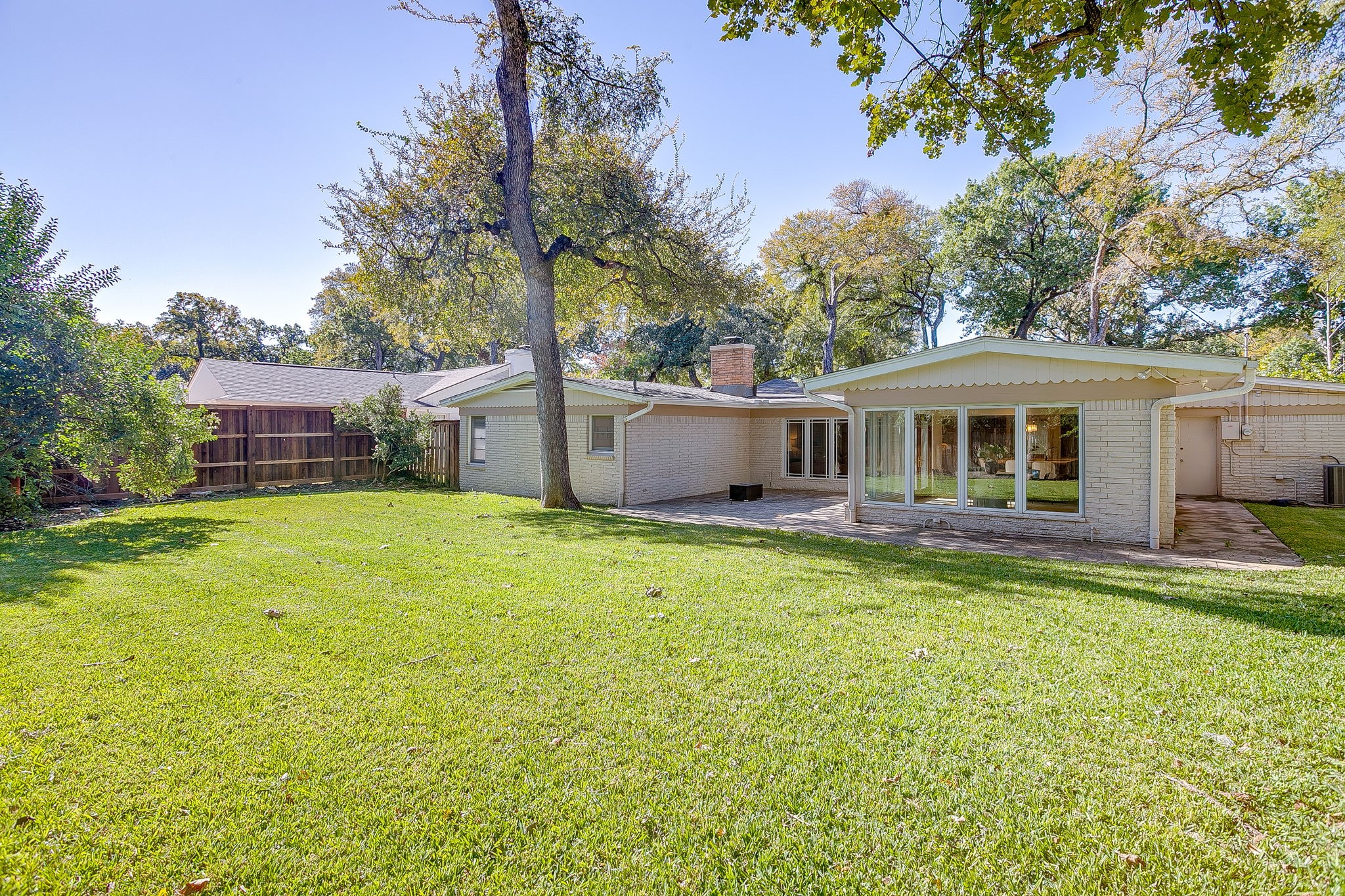 3133 Sweetbriar Lane