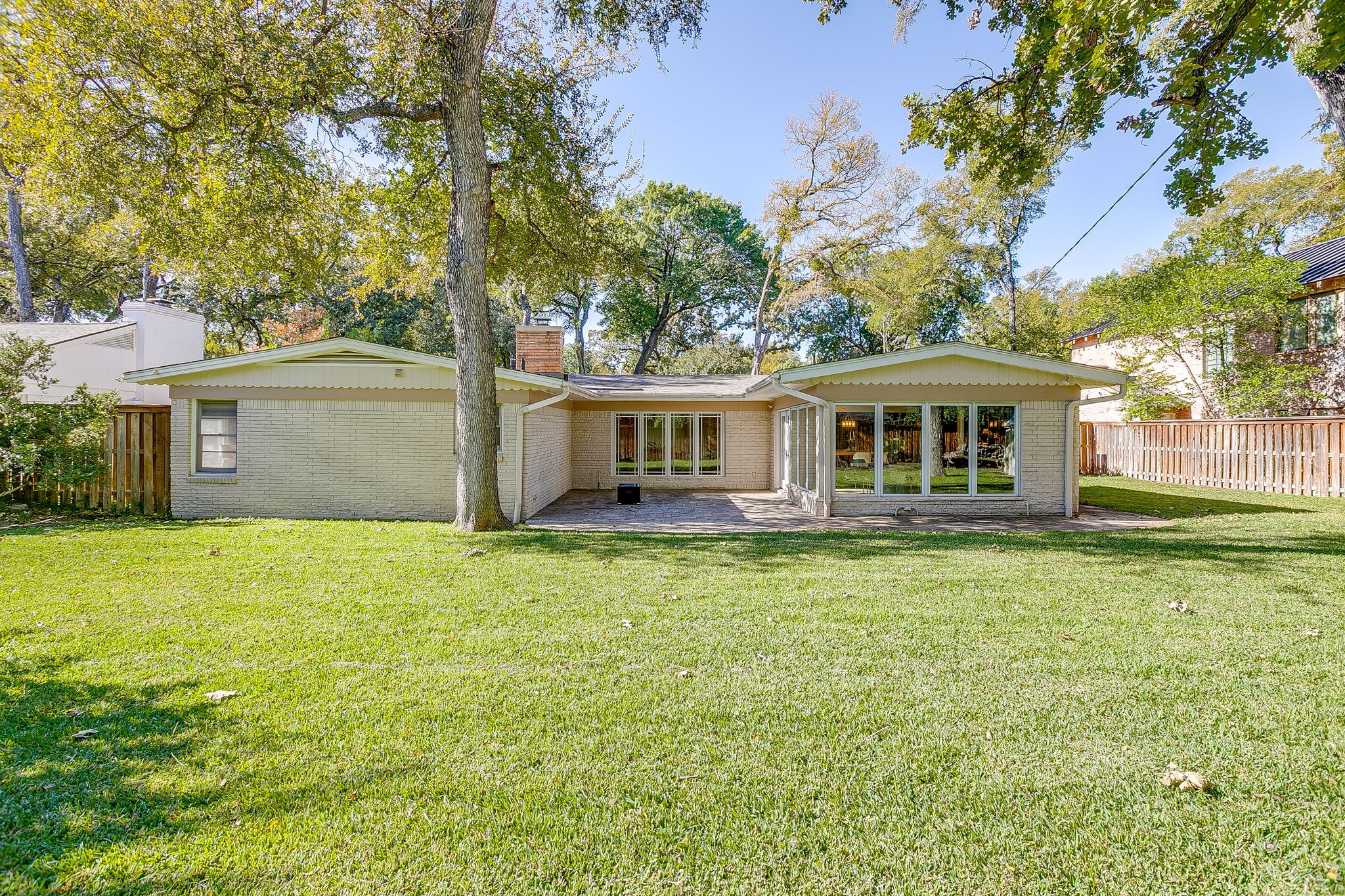 3133 Sweetbriar Lane