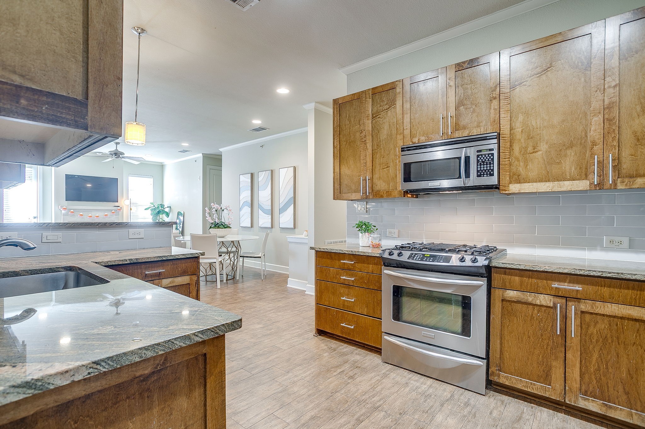 2800 Sandage Avenue #301