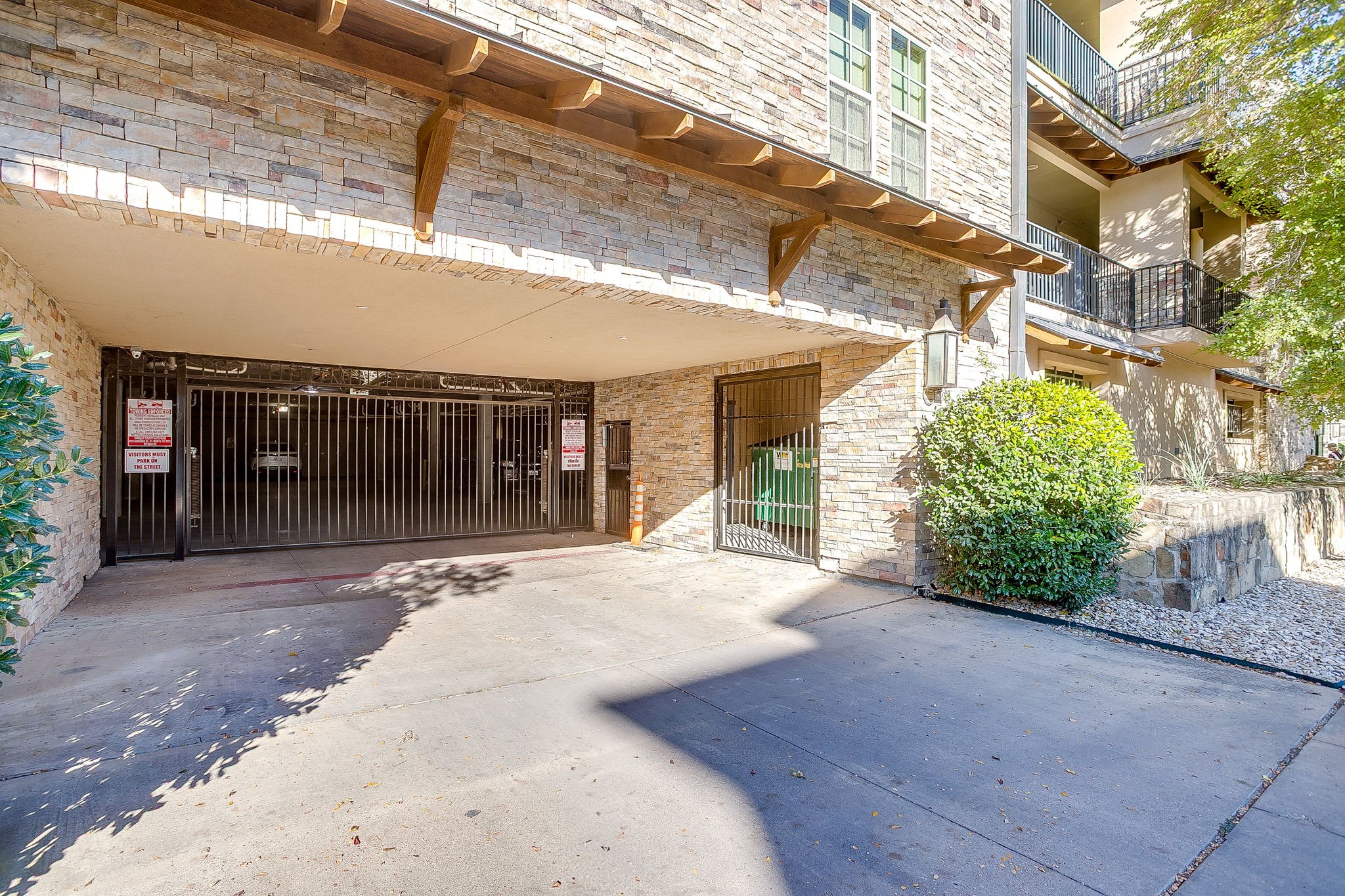 2800 Sandage Avenue #301