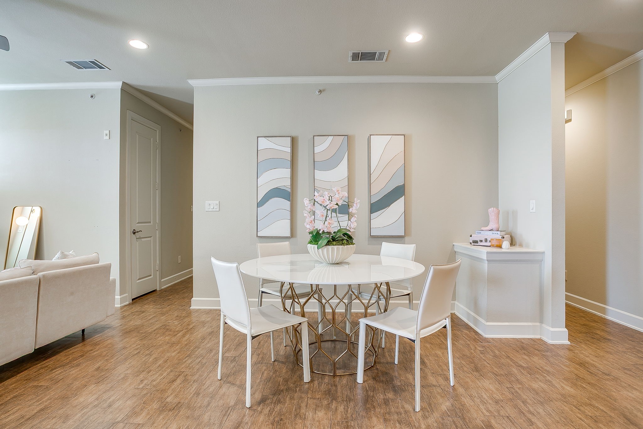 2800 Sandage Avenue #301